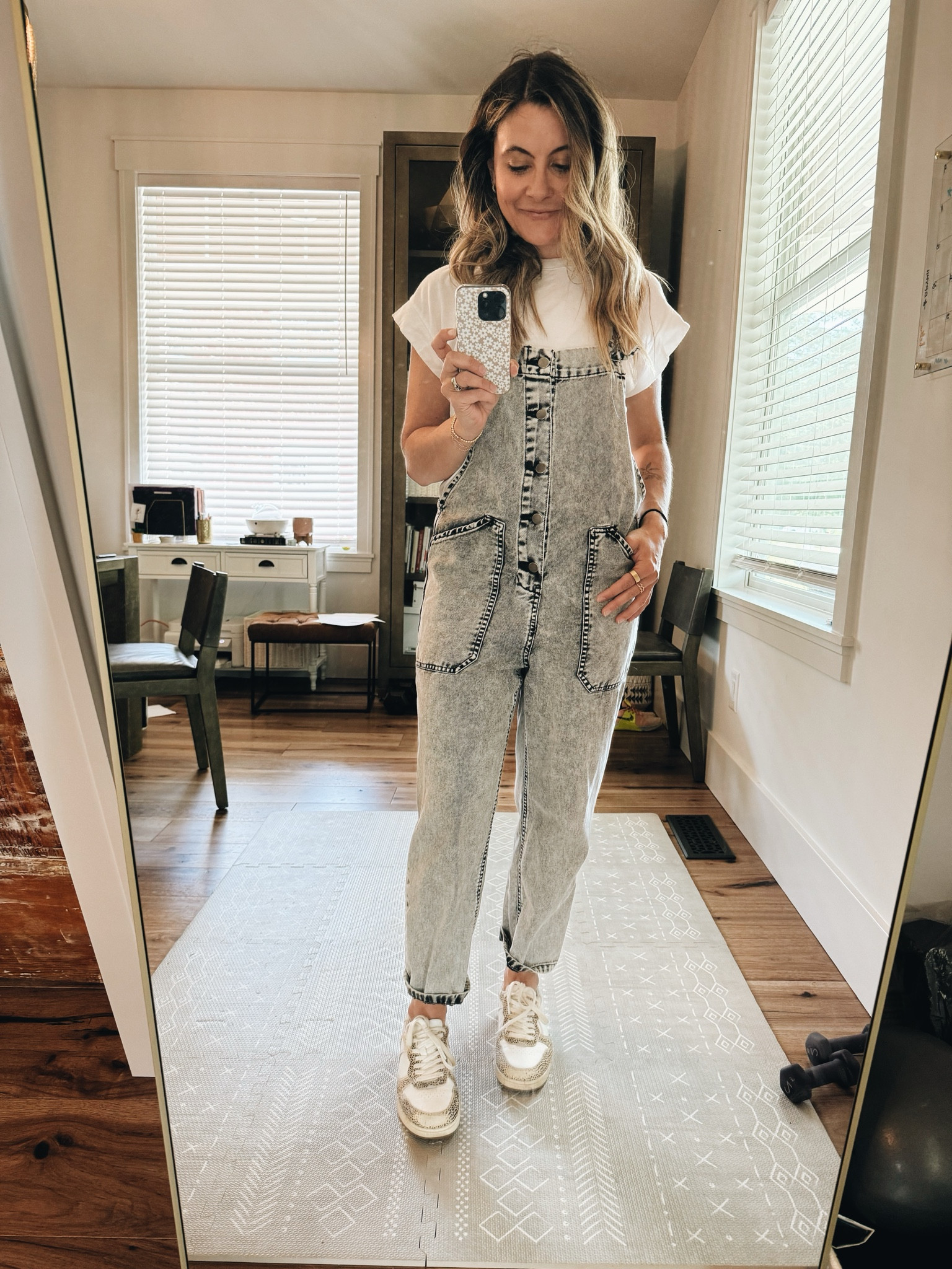 Overalls / jumpsuit season! ☀️