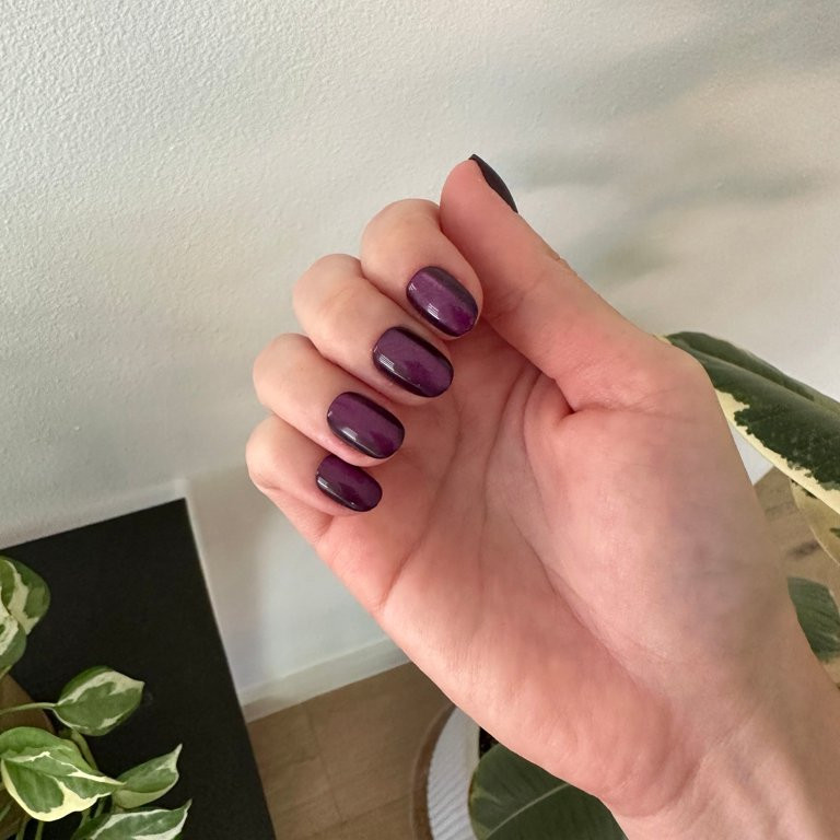 Olive & June Instant Mani Round Extra Short Press-On Nails, Purple, Velvet Plaza, 42 Pieces - Wal... | Walmart (US)