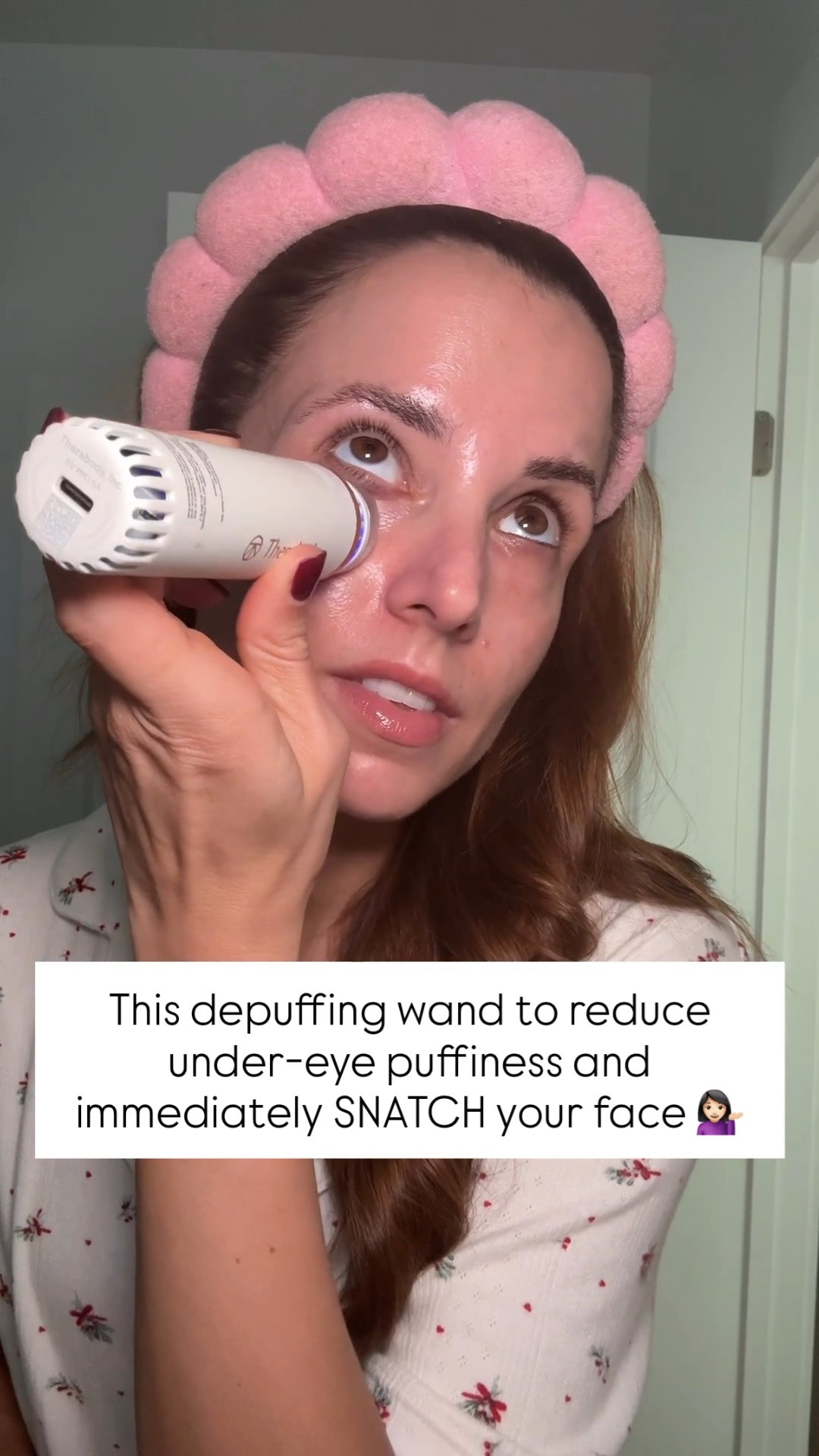 This de-puffing wand has both cold and hot settings! I use the cold in the morning under my eyes. It reduces puffiness and is really good for lymphatic drainage. 

#LTKselfcare #LTKmorningroutine #LTKBeauty