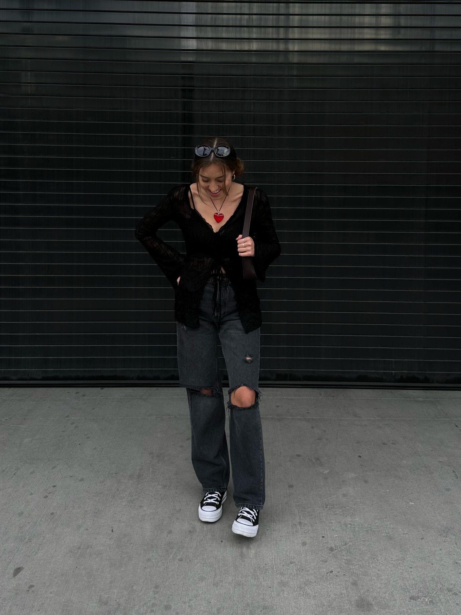 Wearing size XS in Amazon top (could have gone with an S) and size 25 in Ziggy jeans by Boyish 🖤 Shoulder purse is from Portland Leather Goods — Get 30% off on your first order of $100 with my link: http://rwrd.io/l9b5sec?c

#summer2023 #summerfits #summerlooks #summerstyle #summeroutfits #boyish #freepeople #amazonfashion #baggyjeans #everydayoutfit #everydayoutfits