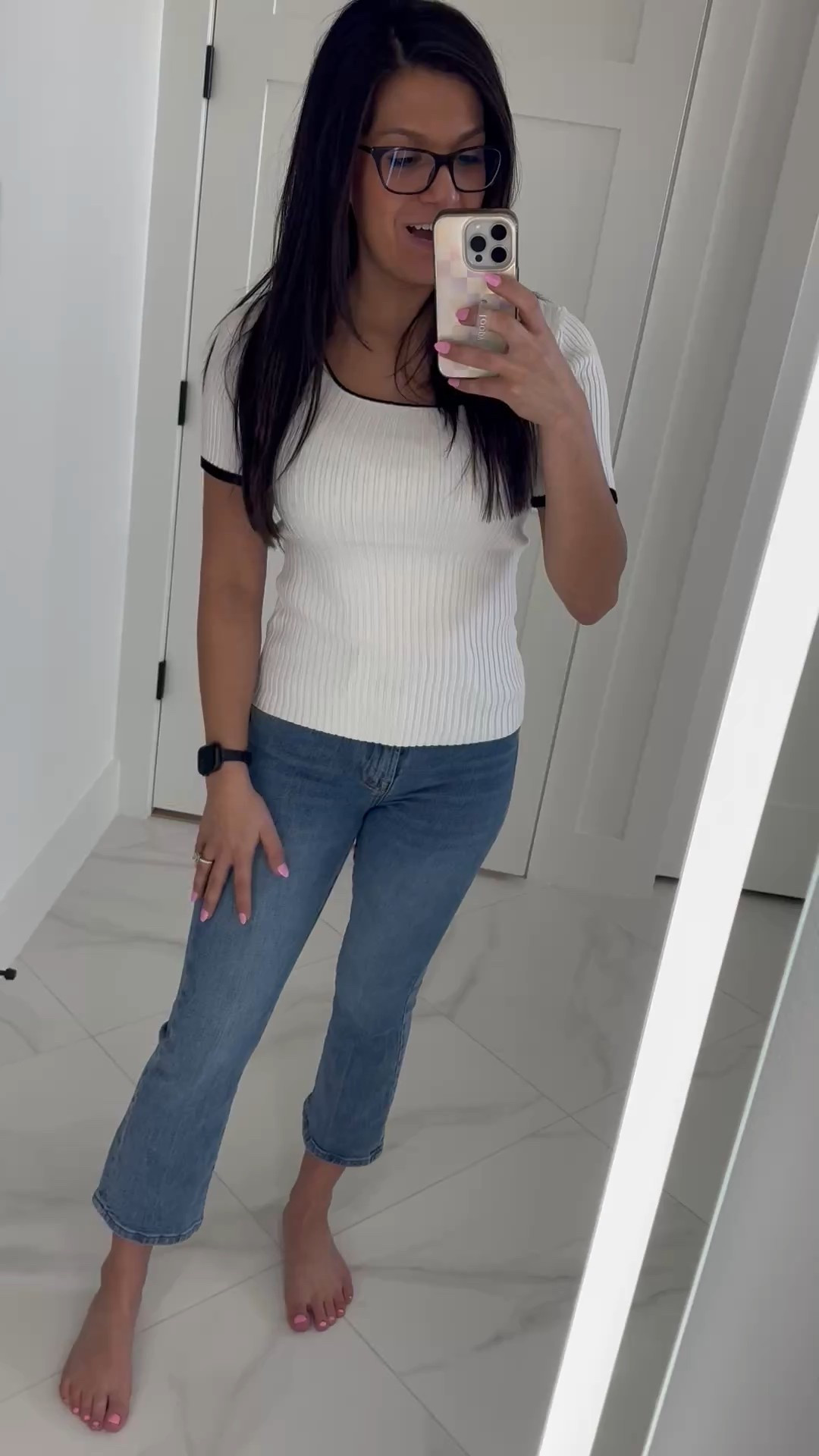 This Amazon top is so comfortable and comes in multiple colors! 


#amazon #amazonfashion #spring #motherjeans

#LTKFindsUnder50 #LTKWatchNow #LTKPetite