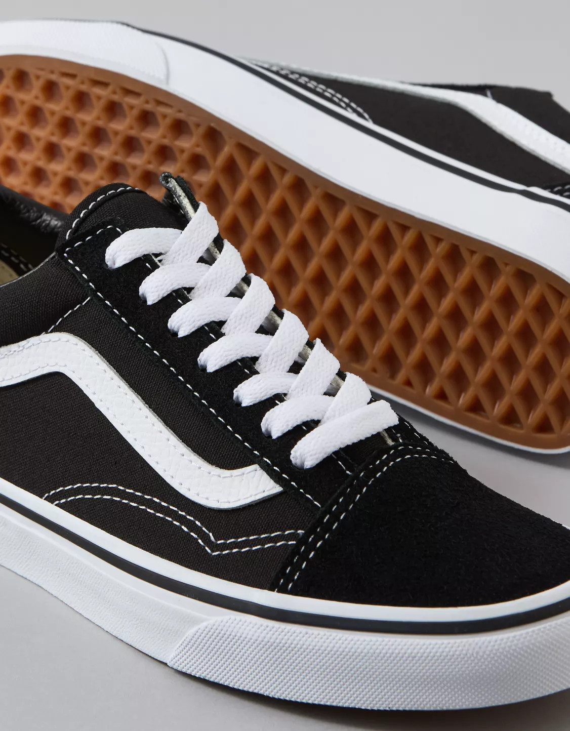 Vans Old Skool Shoe | American Eagle Outfitters (US & CA)