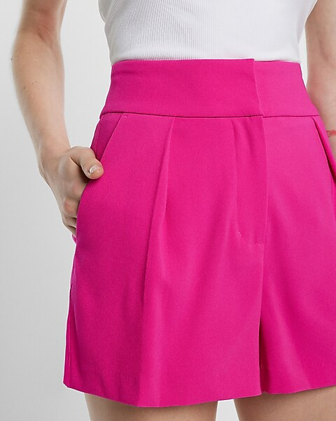 Stylist Super High Waisted Pleated Tailored Shorts | Express