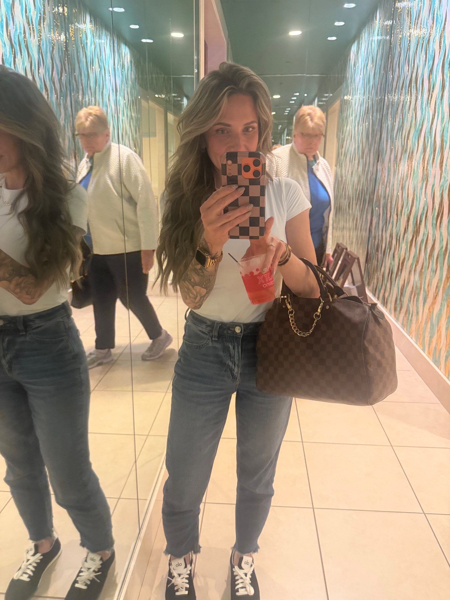 If you can, invest in the ALO sneakers… or project cloud for a cheaper alternative! Easy & simple fits! 

#LTKgrwm #LTKootd #LTKmomlife