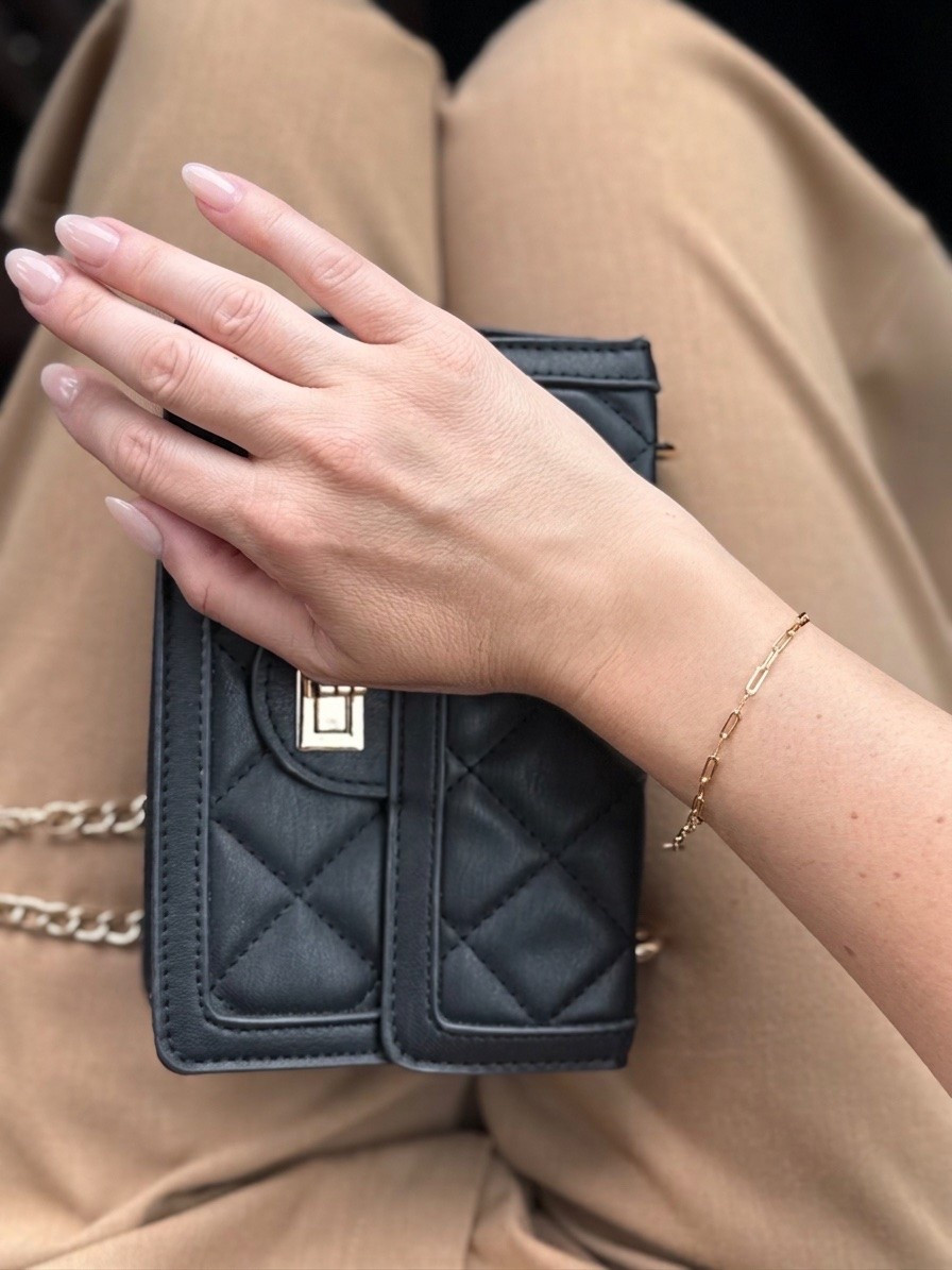 Delicate details that make an outfit feel complete 🤍

#jewelry #bracelets #purses #ootd