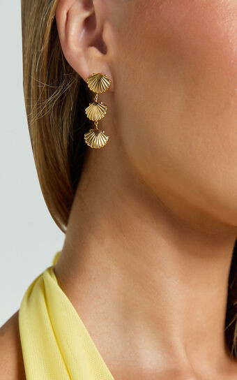 Nikka Earrings - Scallop Shell Drop Earrings in Gold | Showpo (US, UK & Europe)