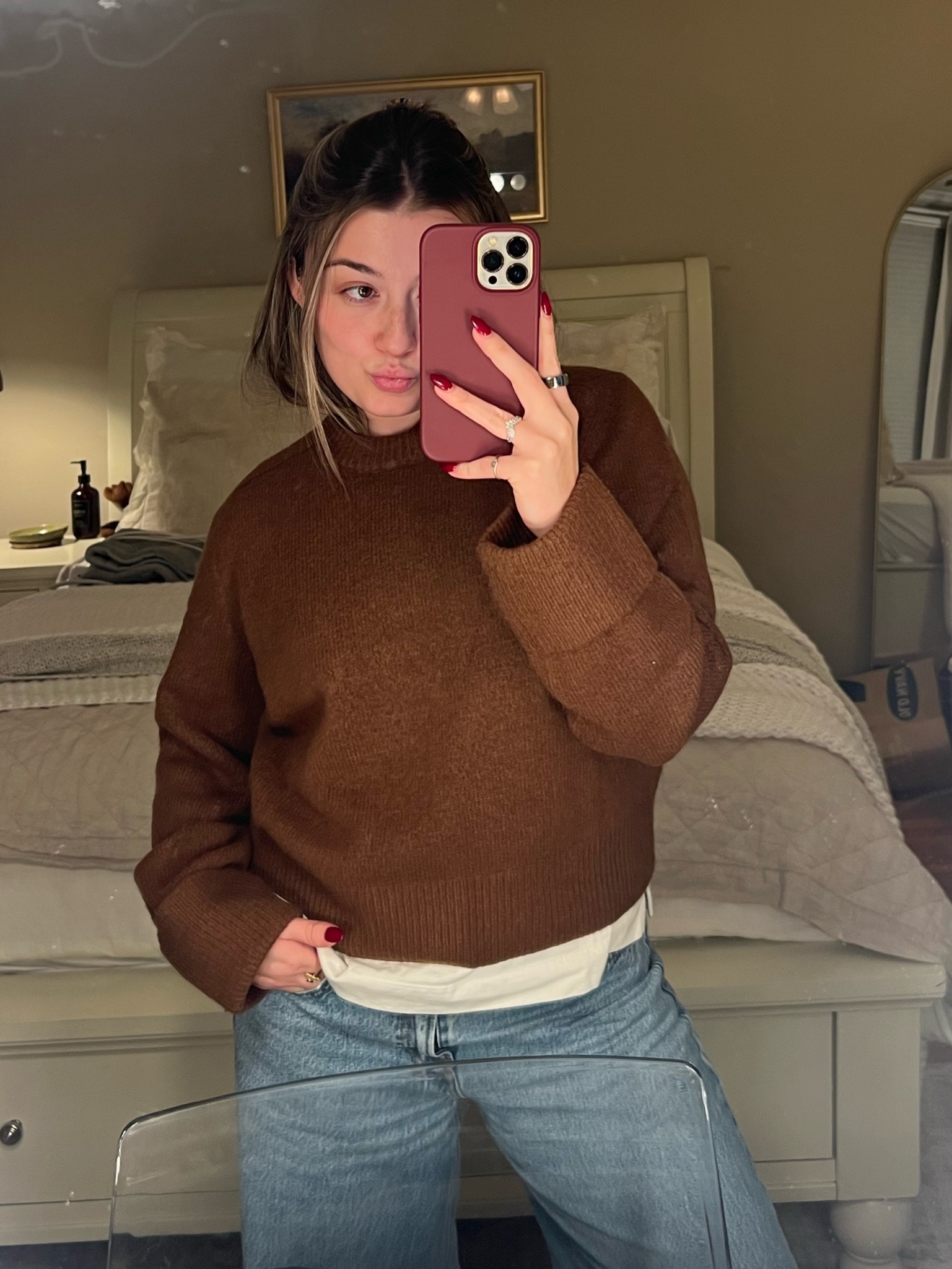 NEW SWEATER ALEART 🚨

(link to sweater is correct, but the image is wrong 🤦🏼‍♀️)

Top:  XS
Bottom: 27 short

#LTKPetite #LTKStyleTip #LTKSeasonal