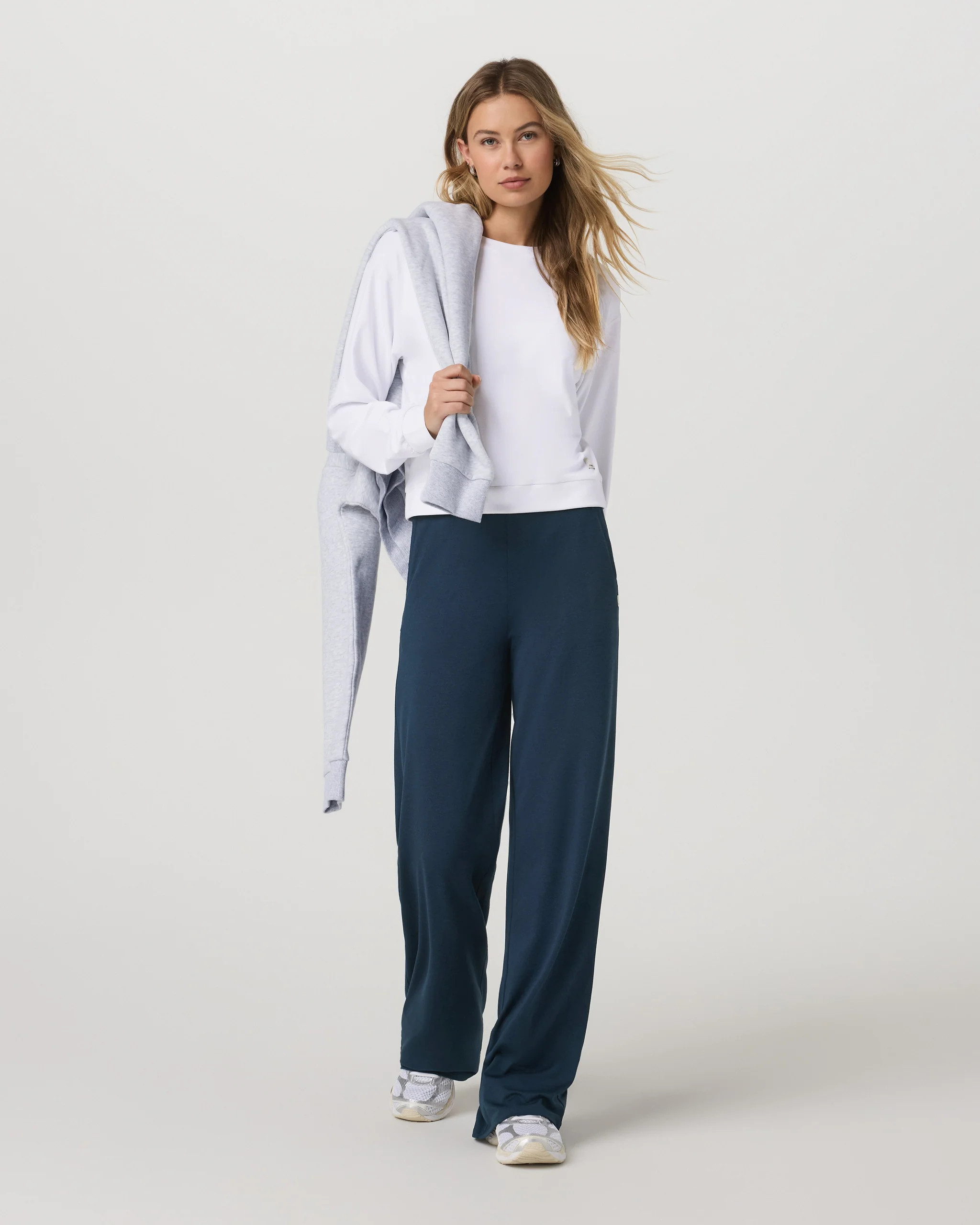 Halo Modern Crew | Vuori Clothing (US & Canada)