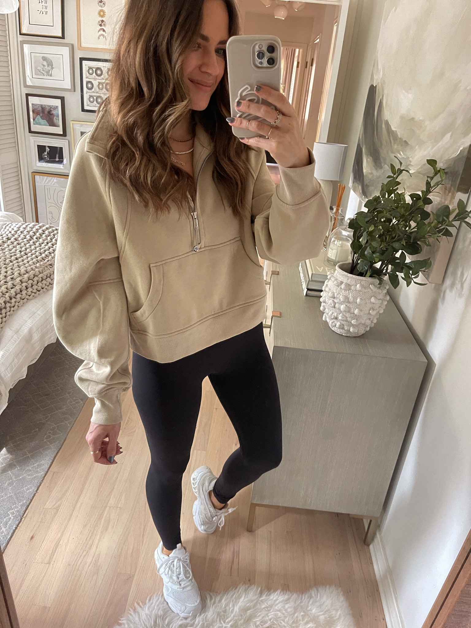Fall/winter athleisure outfit. Wearing a size 4 in leggings (these are the 25" length) & size XS/S in scuba half zip jacket. // Lululemon, casual outfit, activewear outfit, athleisure, athleisure outfit, casual style, fall outfit, winter outfit