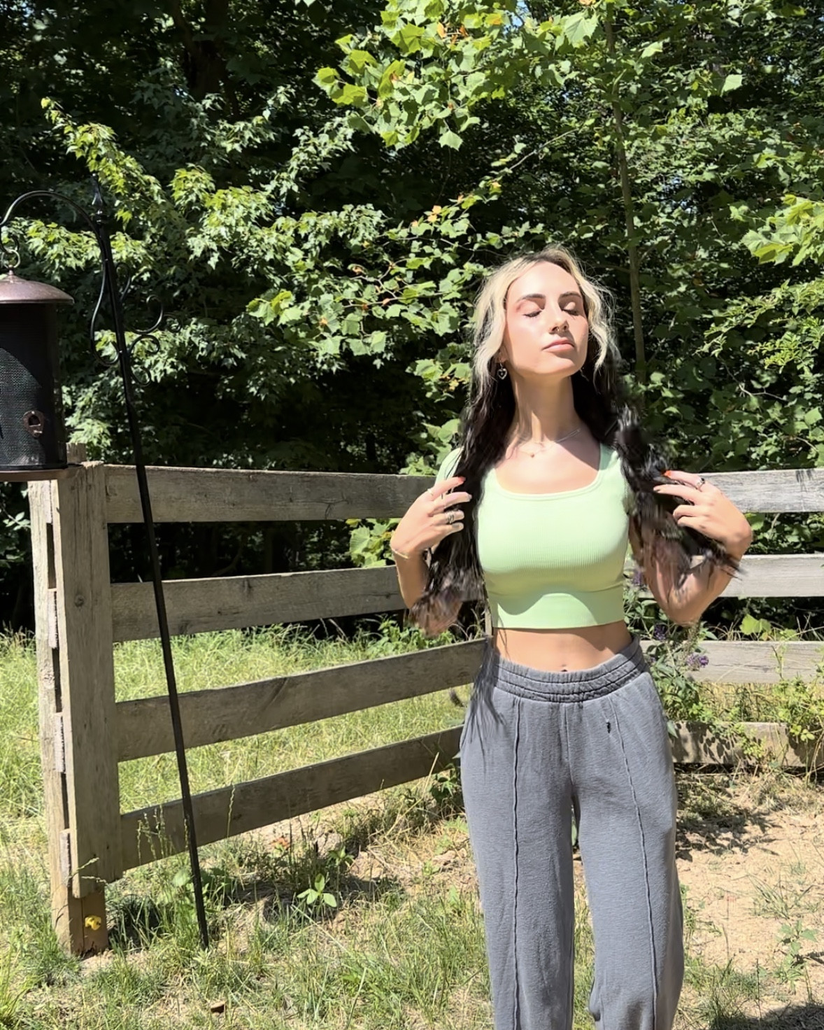 My sweatpants are a couple years old from American Eagle. But shirt & the cutest hair accessory is linked 🥰

#LTKFindsUnder50 #LTKBeauty #LTKStyleTip