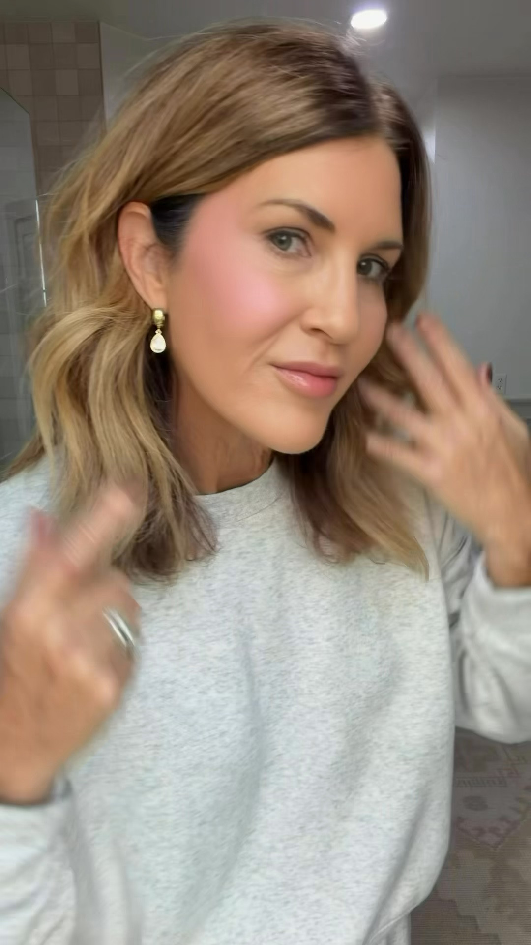Major headlines double-take crème & powder blush duo. Loving so much! Wearing the color Just Enough