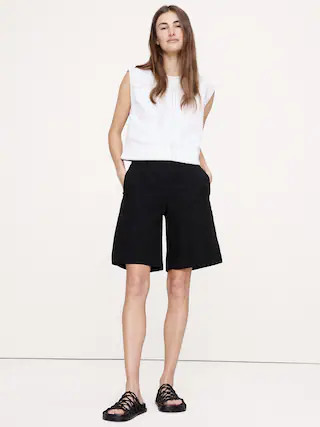 Mid-Rise Tencel\u2122-Linen Bermuda Short | Banana Republic (CA)