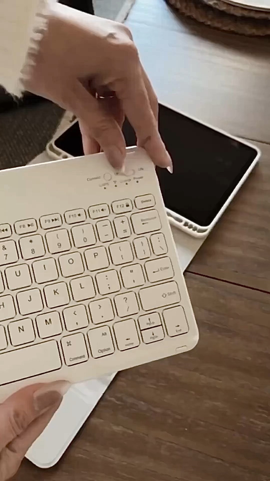 10 Amazon finds that are worth your money. By the way the majority of these items are on sale. 
What are the things that you get frequently from Amazon? 

Apple iPad keyboard and case 