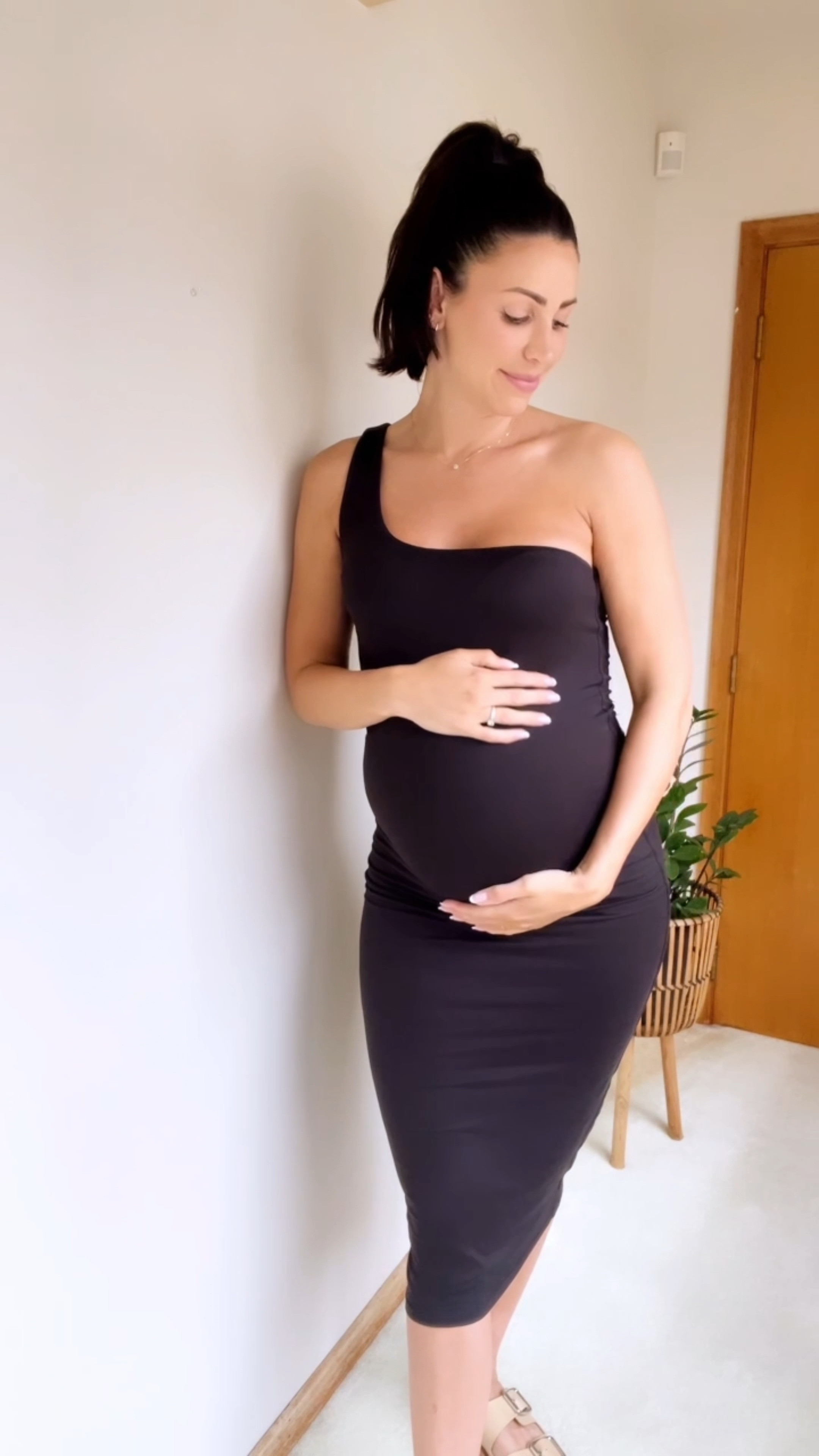 Softest Bumpsuit Sophia Dress in large 🌸

#LTKWedding #LTKBump #LTKBaby