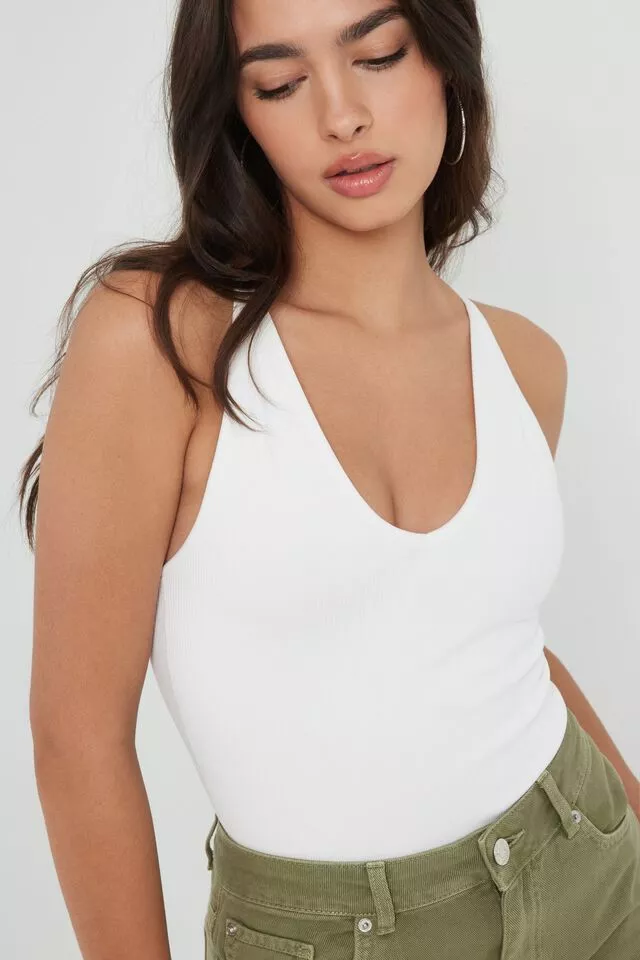 Soft Matte Seamless Tee Bodysuit curated on LTK  Outfits, Summer outfits,  Ireland summer outfits