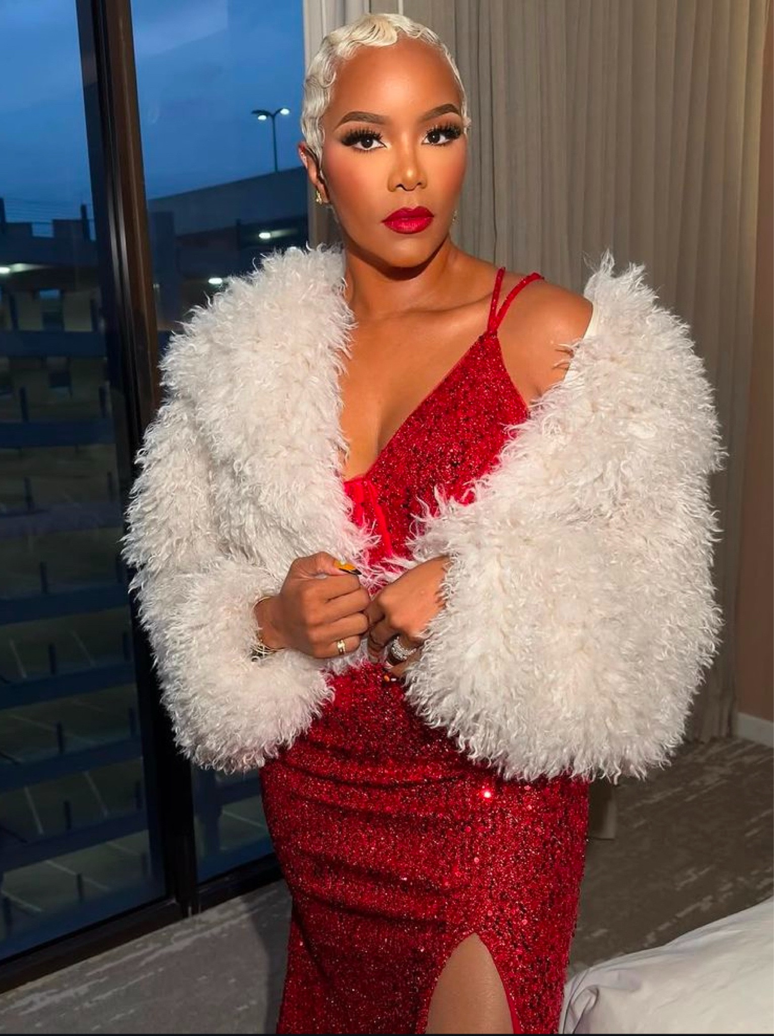 Holiday outfit
Red sequin dress
White fur jacket 

#LTKHoliday #LTKStyleTip #LTKParties