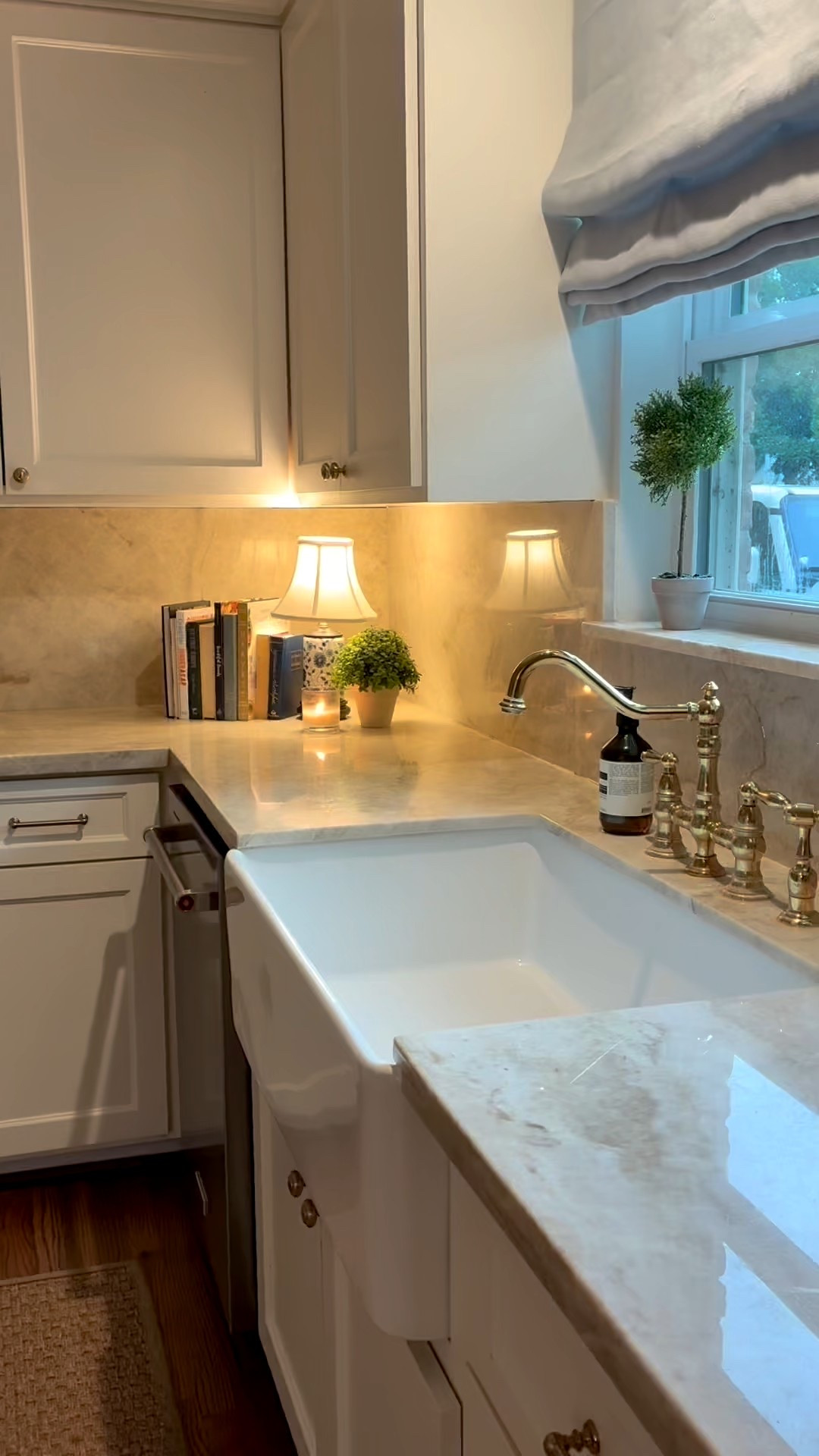 Nothing better than the warmth created from a lamp! I changed out most of the lampshades that came with the lamps to pleated ones! I linked some similar looking options 

Living room, bedroom, kitchen 

#LTKHome #LTKStyleTip