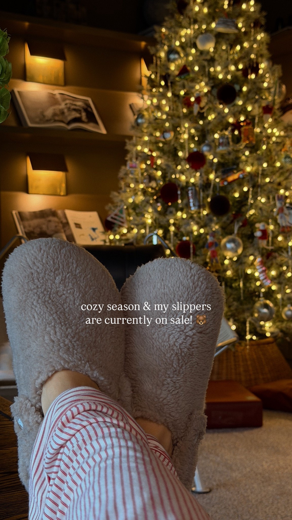 Cozy season in my @crocs! Their Cyber Week sale is happening now with up to 60% off. Shop our picks! #CrocsPartner

