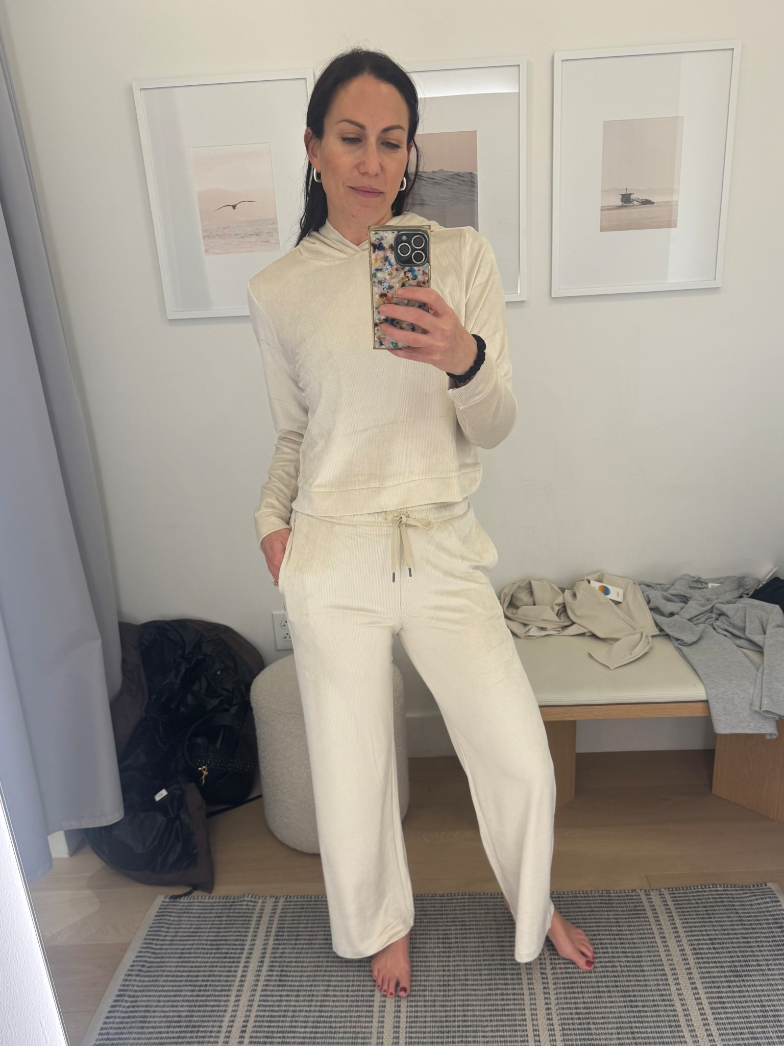 This yummy velour set is perfect for festive lounging this season. I’m wearing my TTS medium.

#LTKmomlife #LTKdayinmylife #LTKHoliday