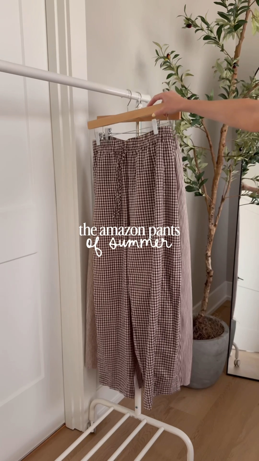 The best Amazon pants I own! They come in multiple colors in stripe and gingham and are so comfortable and effortless!

Amazon find, Amazon fashion, summer style, summer finds
