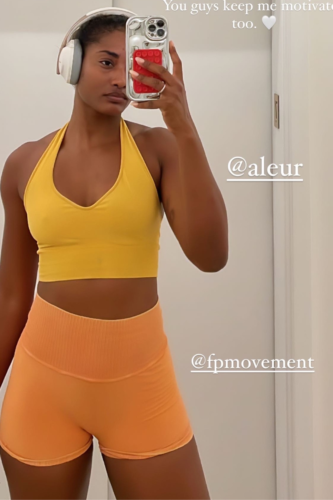 Mismatched but it works 

#orange #workoutset #workout #fit 

#LTKFitness