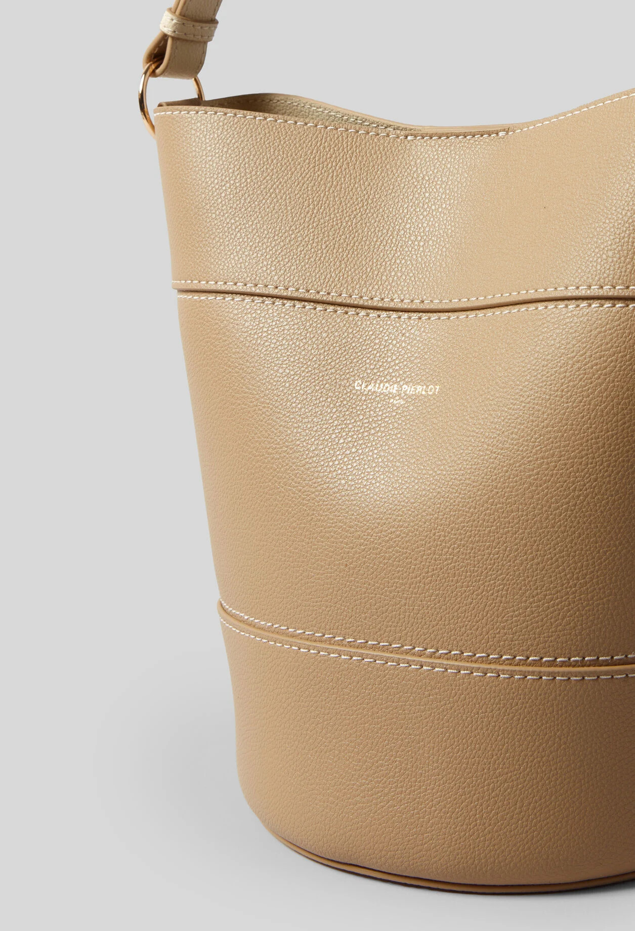 Beuteltasche aus Narbenleder | Claudie DE | Claudie Pierlot (FR, DE, ES, UK)