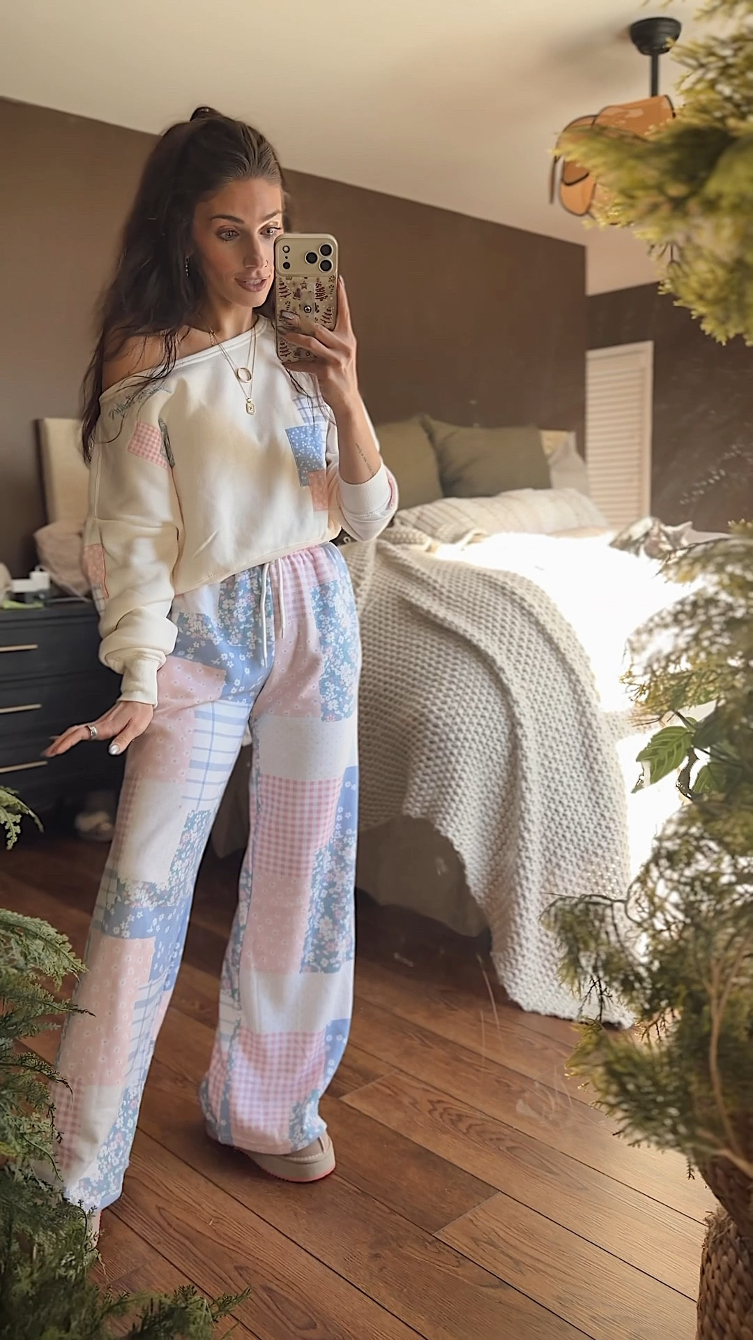 Absolutely in love with this comfy lounge set I snagged from @Target target! It’s giving major Love Shack Fancy Vibes 💕

#LTKFindsUnder50 

#LTKPetite #LTKootd