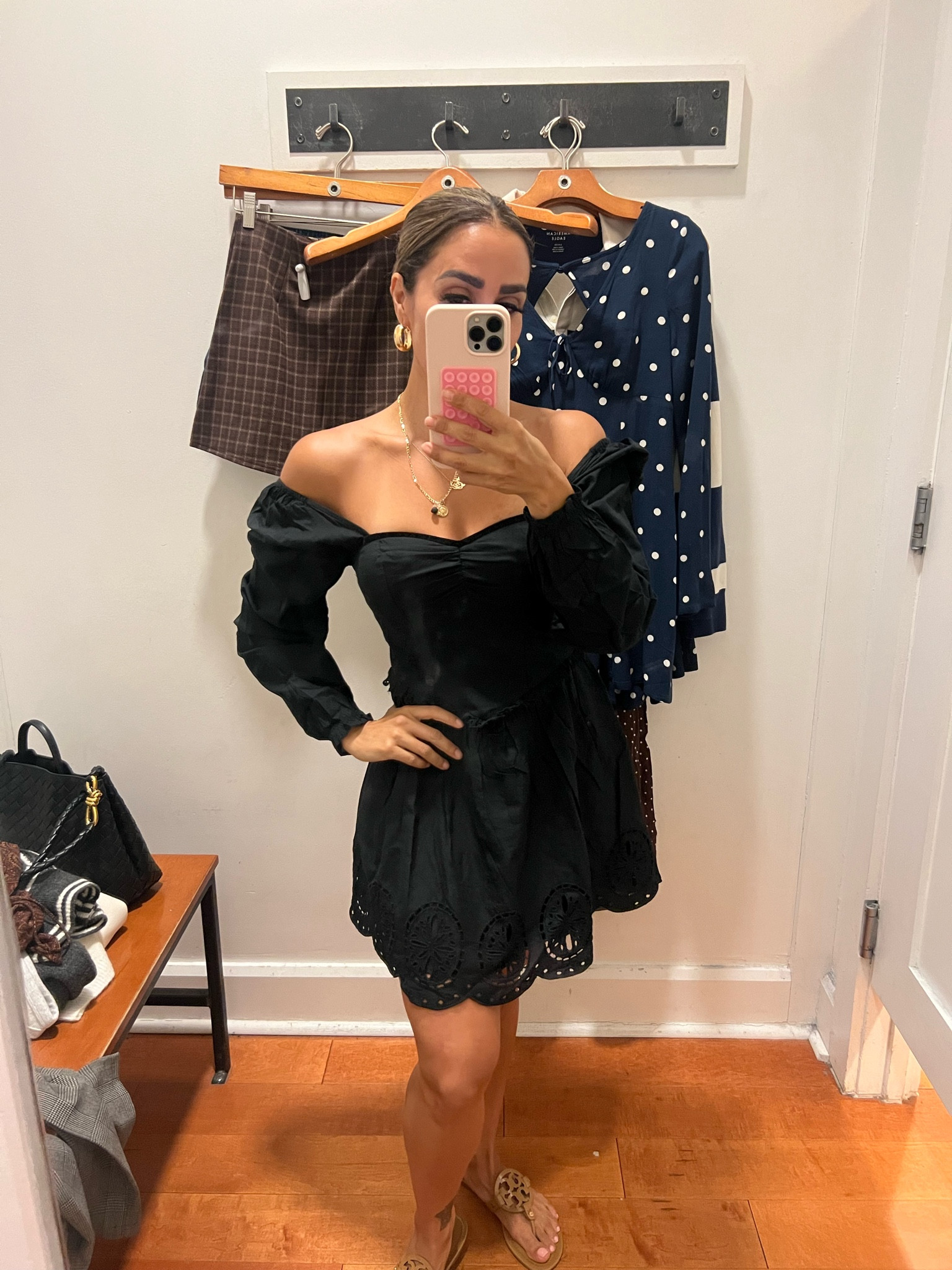 I’m wearing a size XS ( regular). I am 5’0” and 115 lbs. 34B

#LTKFindsUnder50 #LTKStyleTip