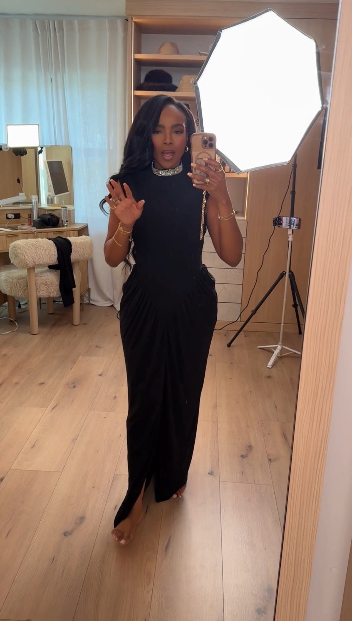 A simple yet stunning holiday dress — clean lines, a flattering fit, and that effortless charm that makes it perfect for any festive moment. Easy to style up or down depending on the occasion.

Perfect for holiday parties, winter dinners, and seasonal celebrations.

📏 Sizing: Small
Height — 5’4” | 140 lbs | Bust — 36D | Waist — 27” | Hips — 40” | Jeans/Pants — 27 Long or 4 Long

holiday dress inspo, chic winter outfit, minimalist festive look, elegant seasonal style, easy holiday dressing

✨ Everything linked below for easy shopping

Follow me on Instagram and YouTube @kirasfashionfinds

#LTKPetite #LTKHoliday #LTKootd