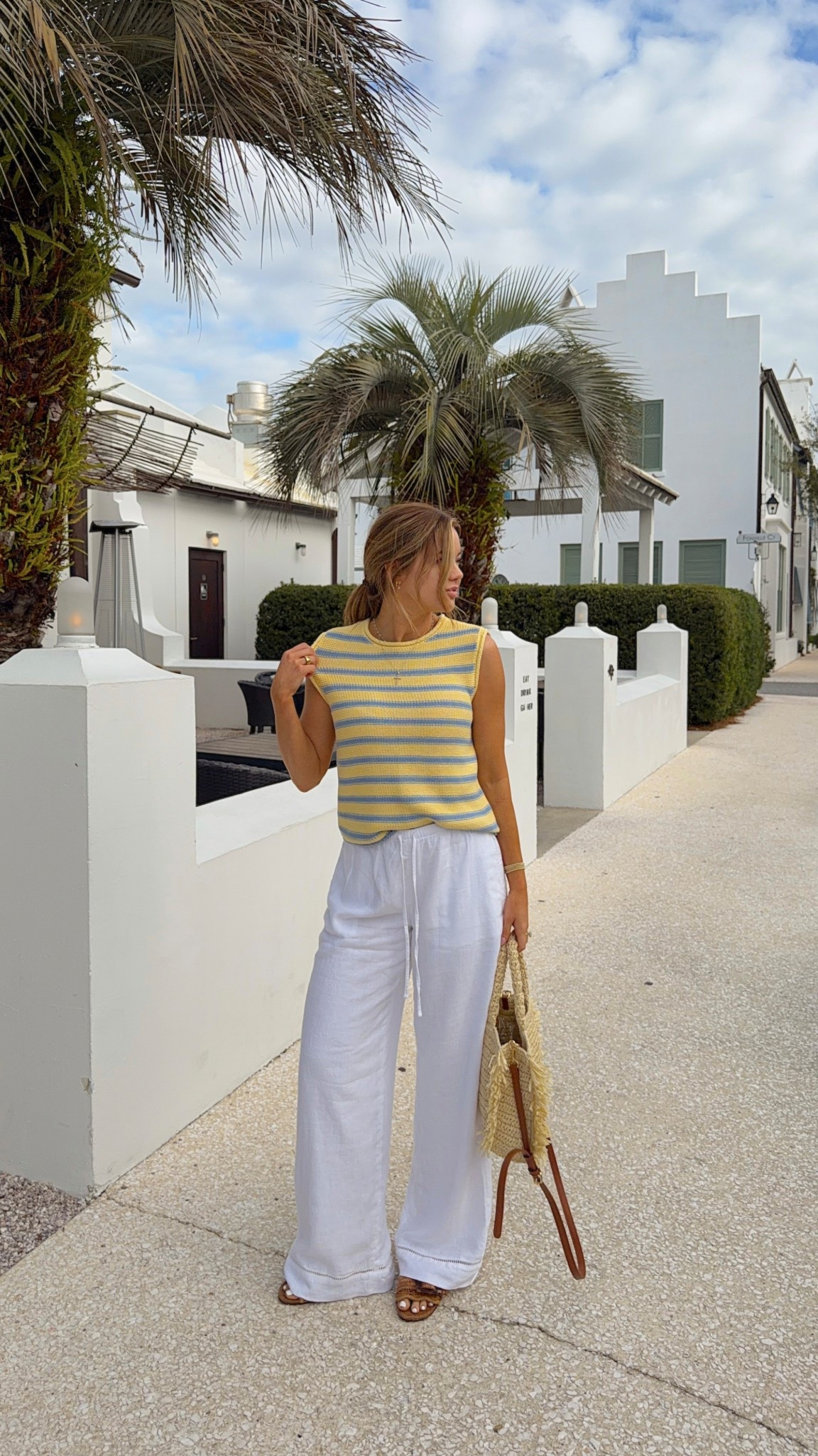 made it to alys beach! top: xs // pants: xs regular (i’m 5’3)