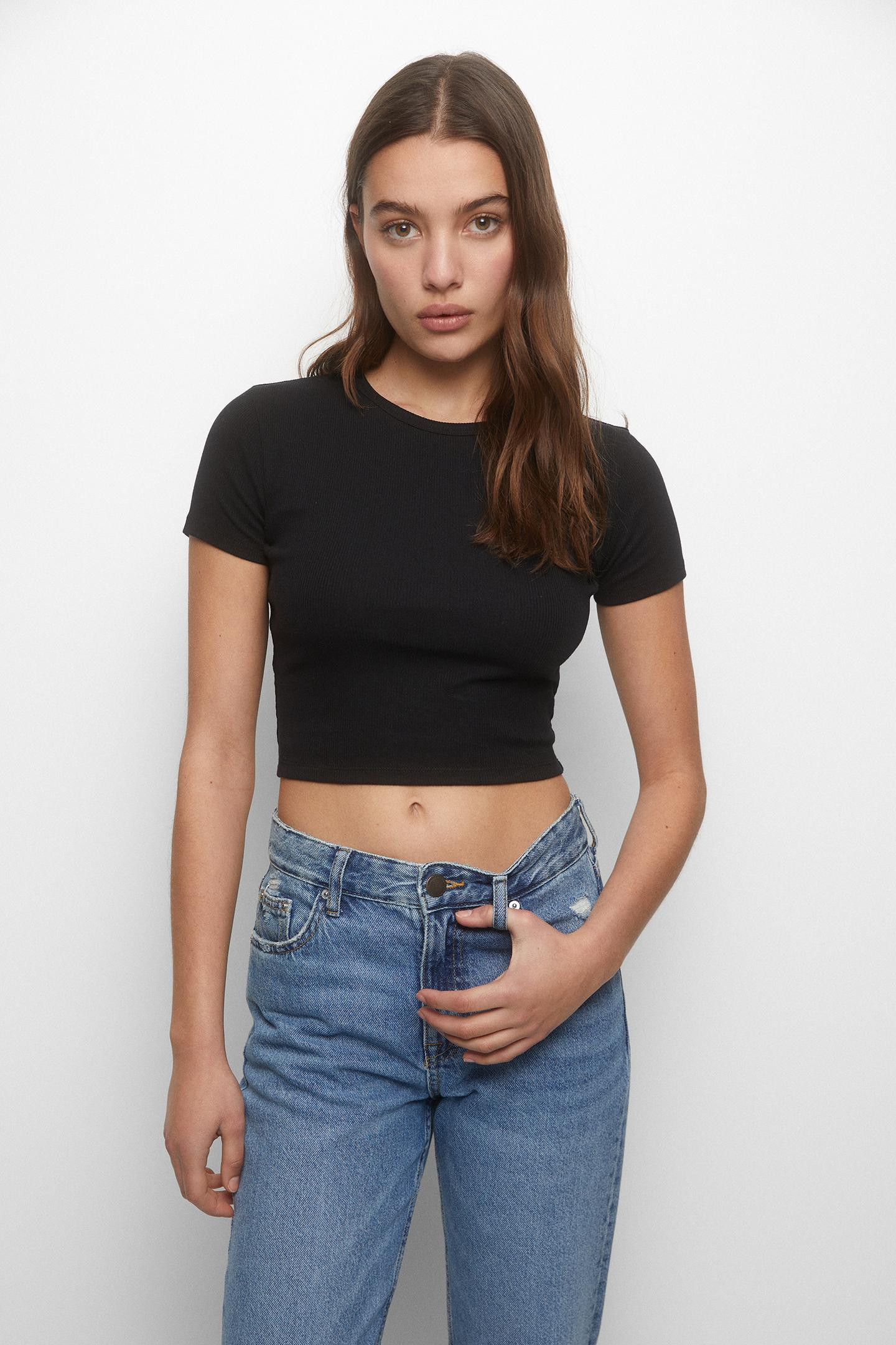 Cropped ribbed T-shirt | PULL and BEAR NL