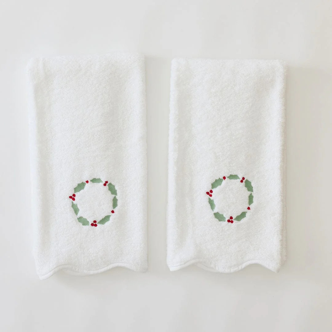 Wreath Scallop Hand Towels (pair) | Weezie Towels