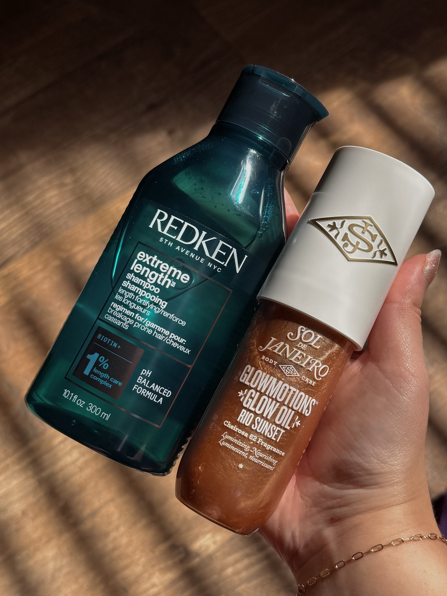 Products I’m in love with for the summer ✨ Currently 20% off at #Ulta #Redken #SoldeJaneiro #glowskin #summerhair #thickhair #hairgrowth

#LTKBeauty