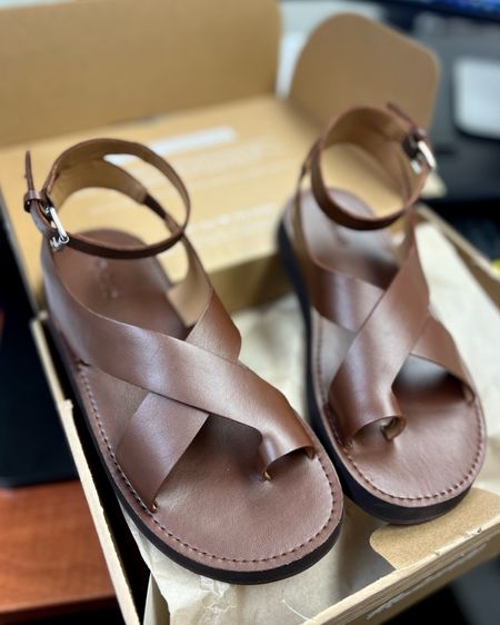 Just tried these Madewell Sandals on and they are so comfortable and supportive! Can’t wait to wear them! They’re true to size! Currently 25% off

#LTKsalealert #LTKshoecrush #LTKSeasonal