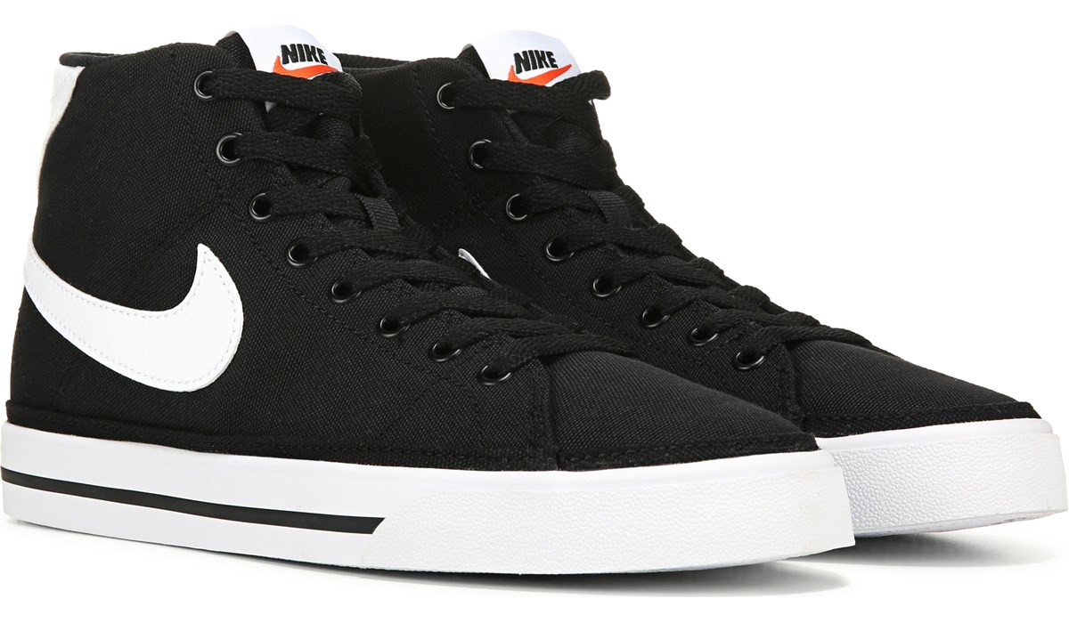 Nike | Famous Footwear