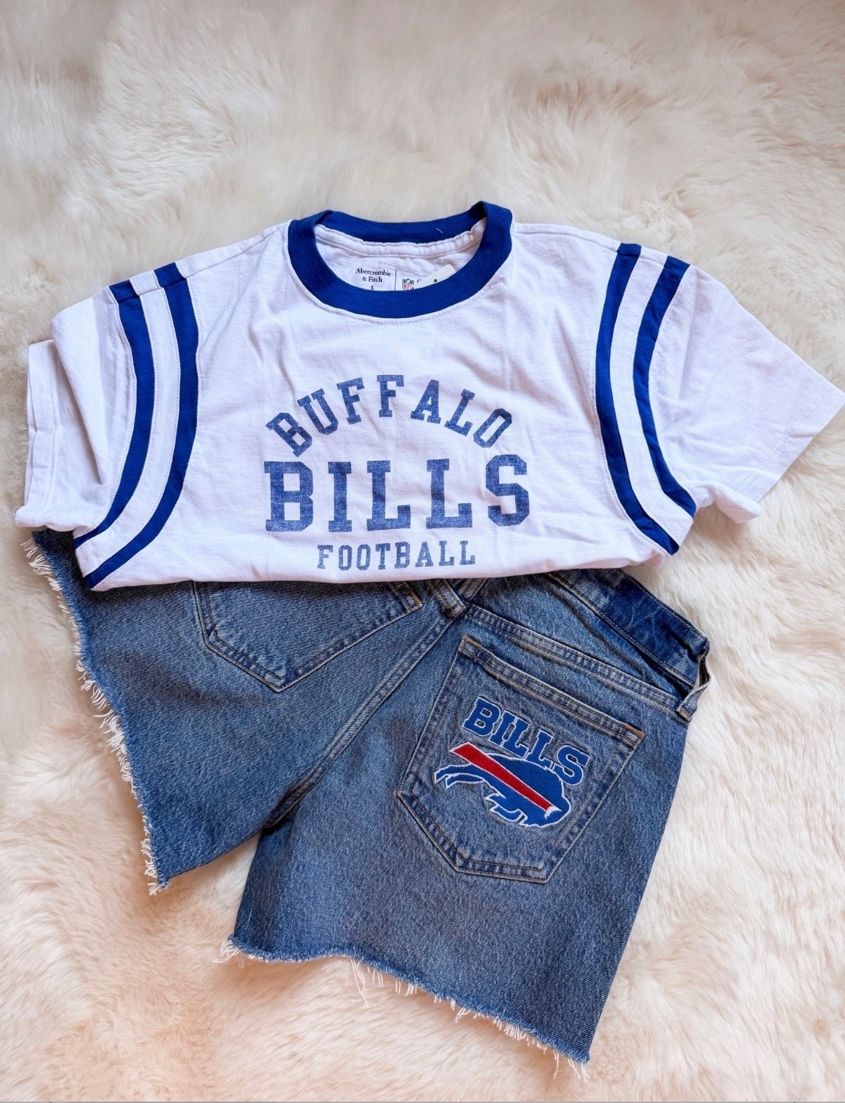 Football season outfit idea

#LTKootd