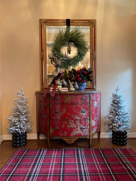 Front entryway Christmas decor, holiday decor, Christmas wreath, mini Christmas trees, king of Christmas

#LTKhome #LTKHoliday