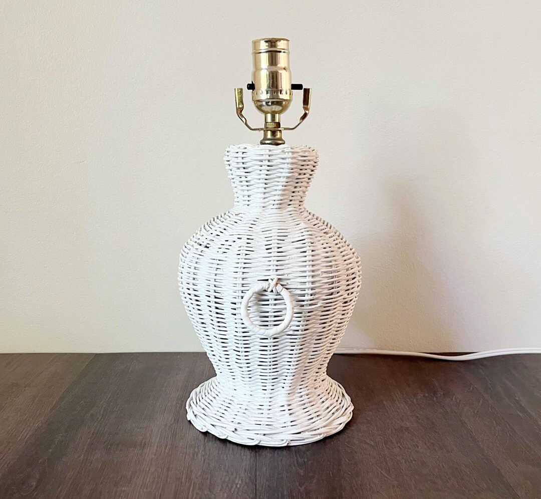 White Wicker Lamp Base – Painted White Natural Material Table Lamp – Vintage Cottage Boho –... | Etsy (US)