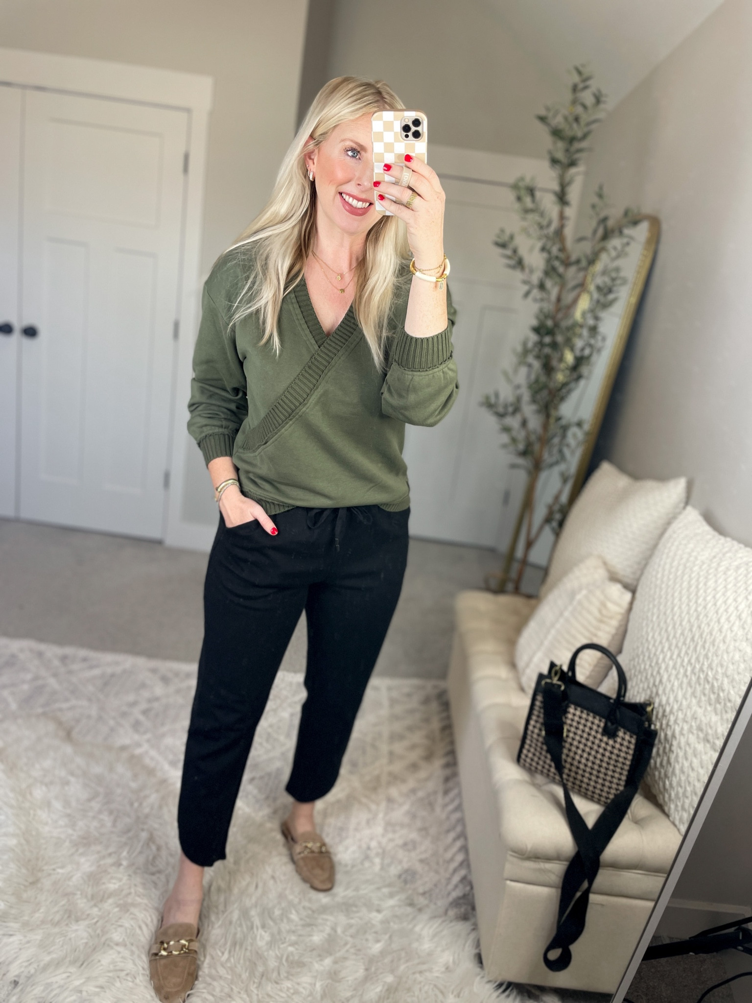 Daily try on, Walmart outfit, Walmart fashion, time and tru, black pants, workwear 

#LTKfindsunder50 #LTKworkwear #LTKsalealert