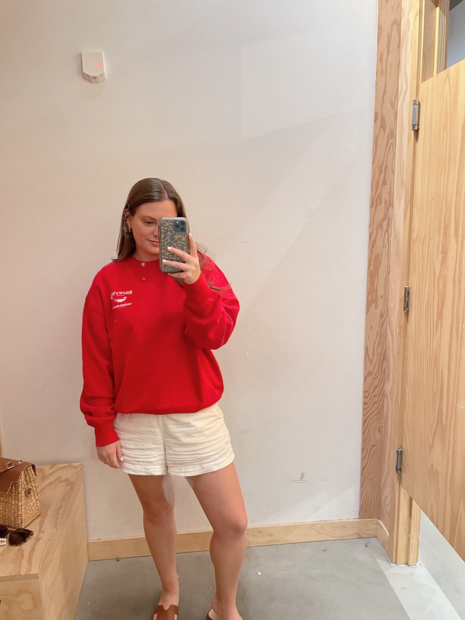 My favourite sweater from the TSITP x AE collection! 


Whale of a tale sweatshirt / The summer I turned pretty 

#LTKFindsUnder100 #LTKStyleTip