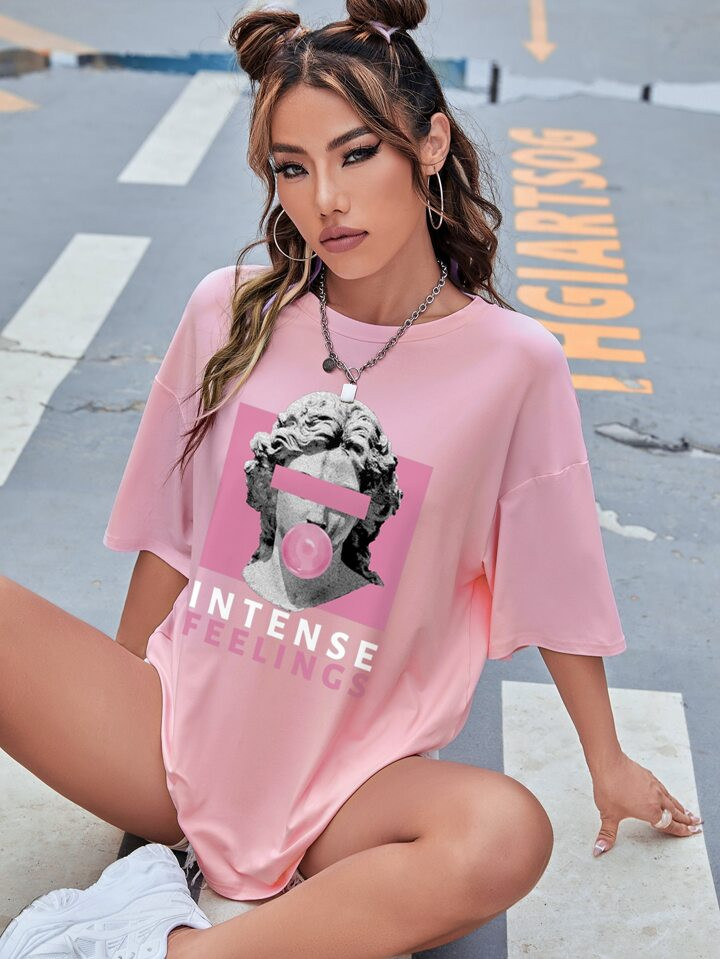 SHEIN EZwear Sculpture & Letter Graphic Drop Shoulder Tee | SHEIN