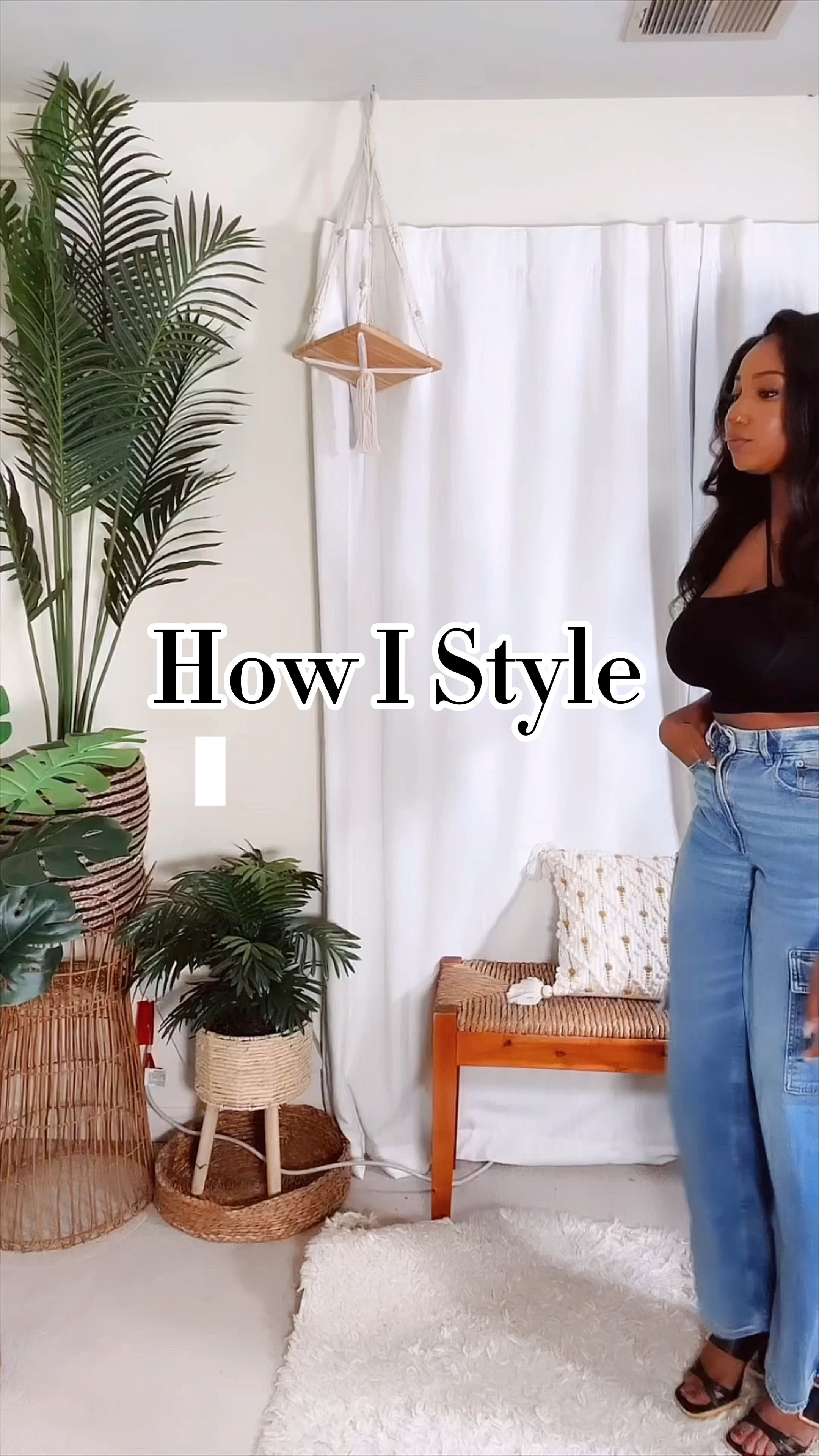 Love how I styled my new AE jeans! I think they’re so cute for the fall and better for those chillier days when you want the cargo pant look.

Music: Daze
Musician: KiaNi

#LTKsalealert #LTKSale #LTKstyletip