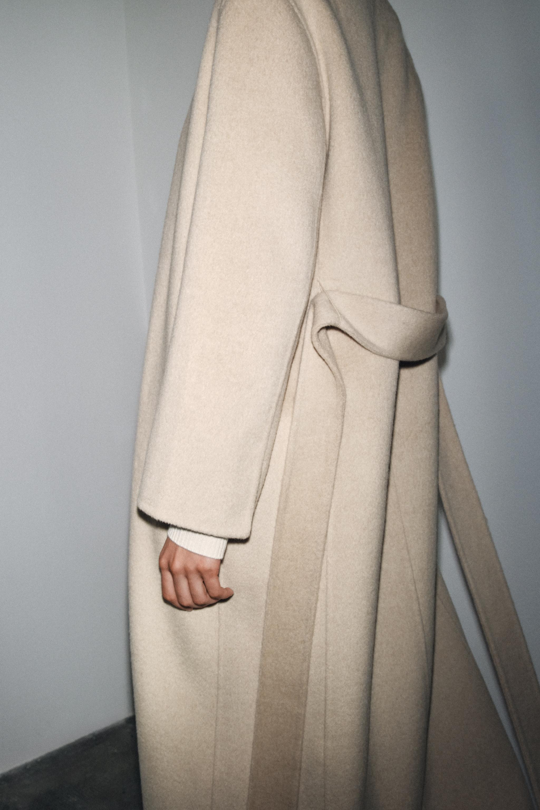 ZW COLLECTION LIMITED EDITION MINIMAL WOOL BLEND COAT | Zara US