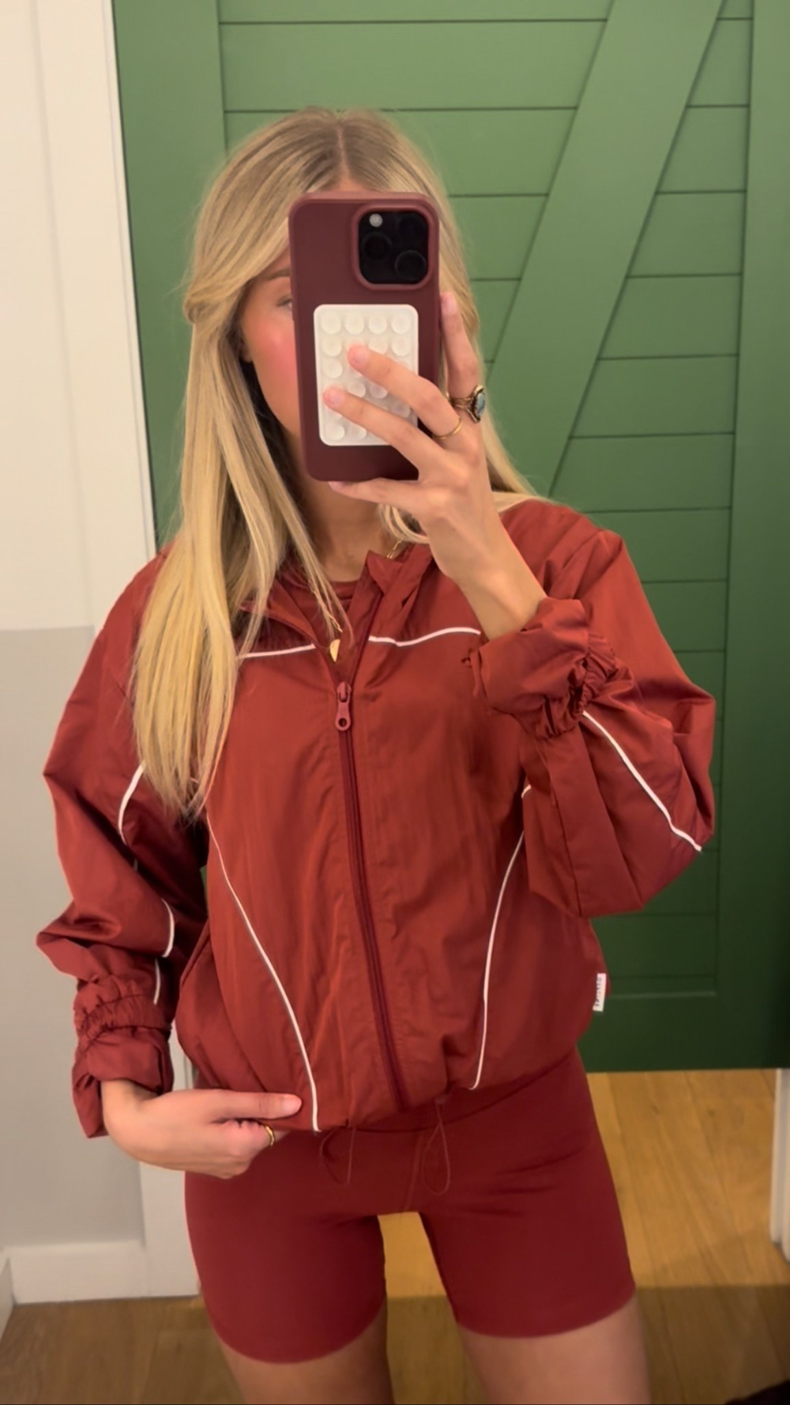 size xs jacket size medium shorts #aerie #offline

#LTKStyleTip #LTKFindsUnder50 #LTKSaleAlert