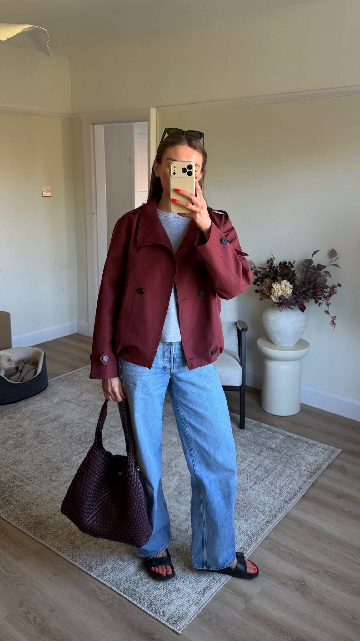 Running errands outfit
Commence red trench coat - small
Small in the UNIQLO grey long sleeve t-shirt
23 in the citizens of humanity Ayla jeans
I’m 5ft 6
Dune bag - large size in burgundy
Rayban sunglasses  state street 
Birkenstock Eva Arizona sandals 