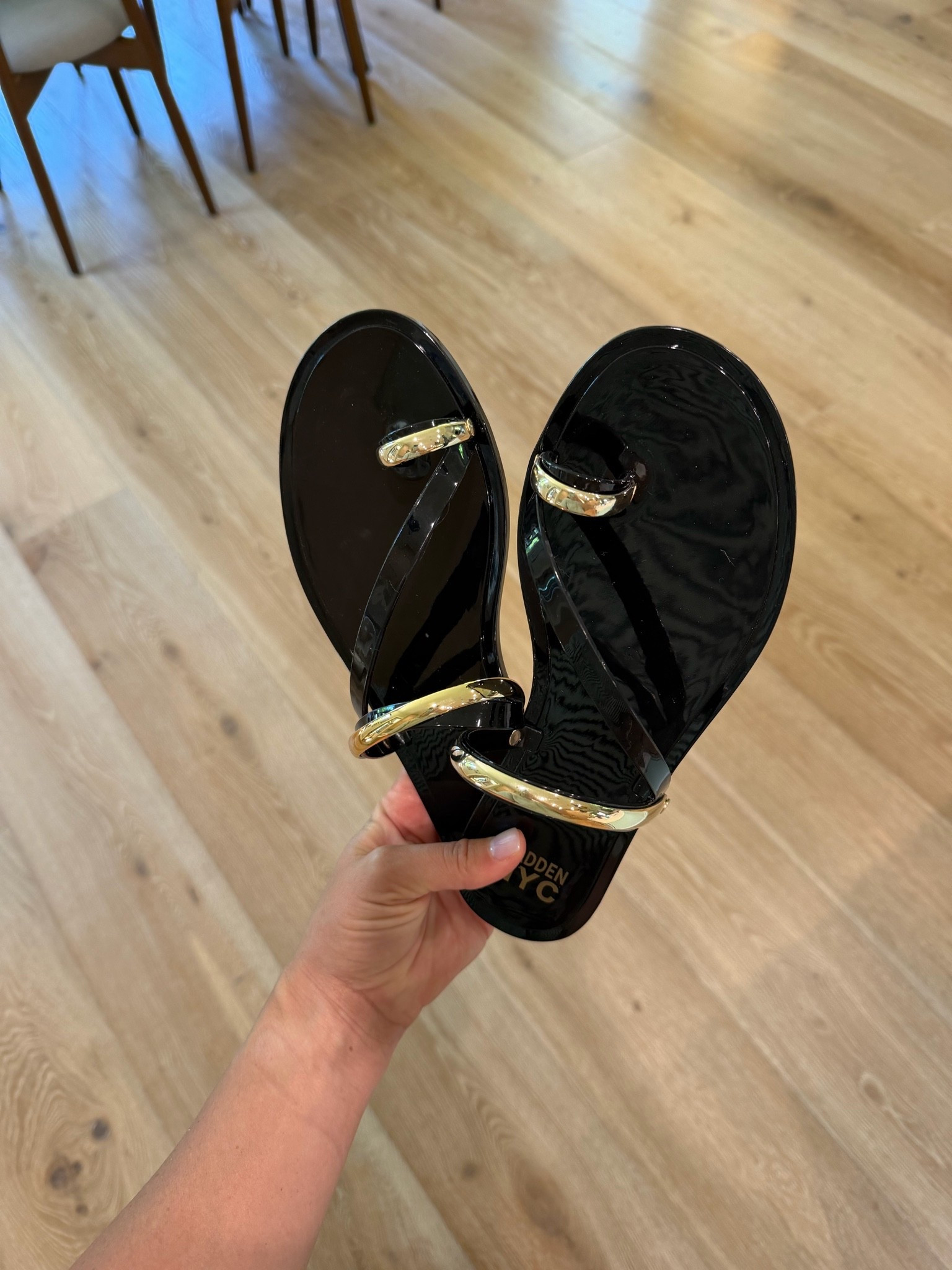 Ok Walmart // chic jelly sandals