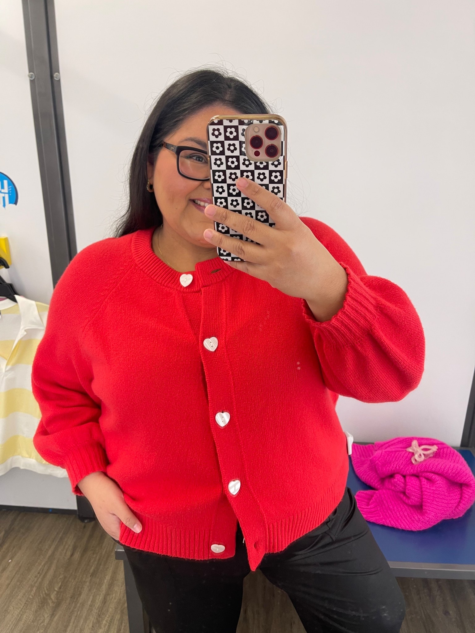 This bright red cardigan with heart buttons is my favorite! So comfy and very soft! I’m wearing a size xxl. It’s definitely a relaxed fit on its own!


#LTKValentine #LTKootd #LTKPlusSize