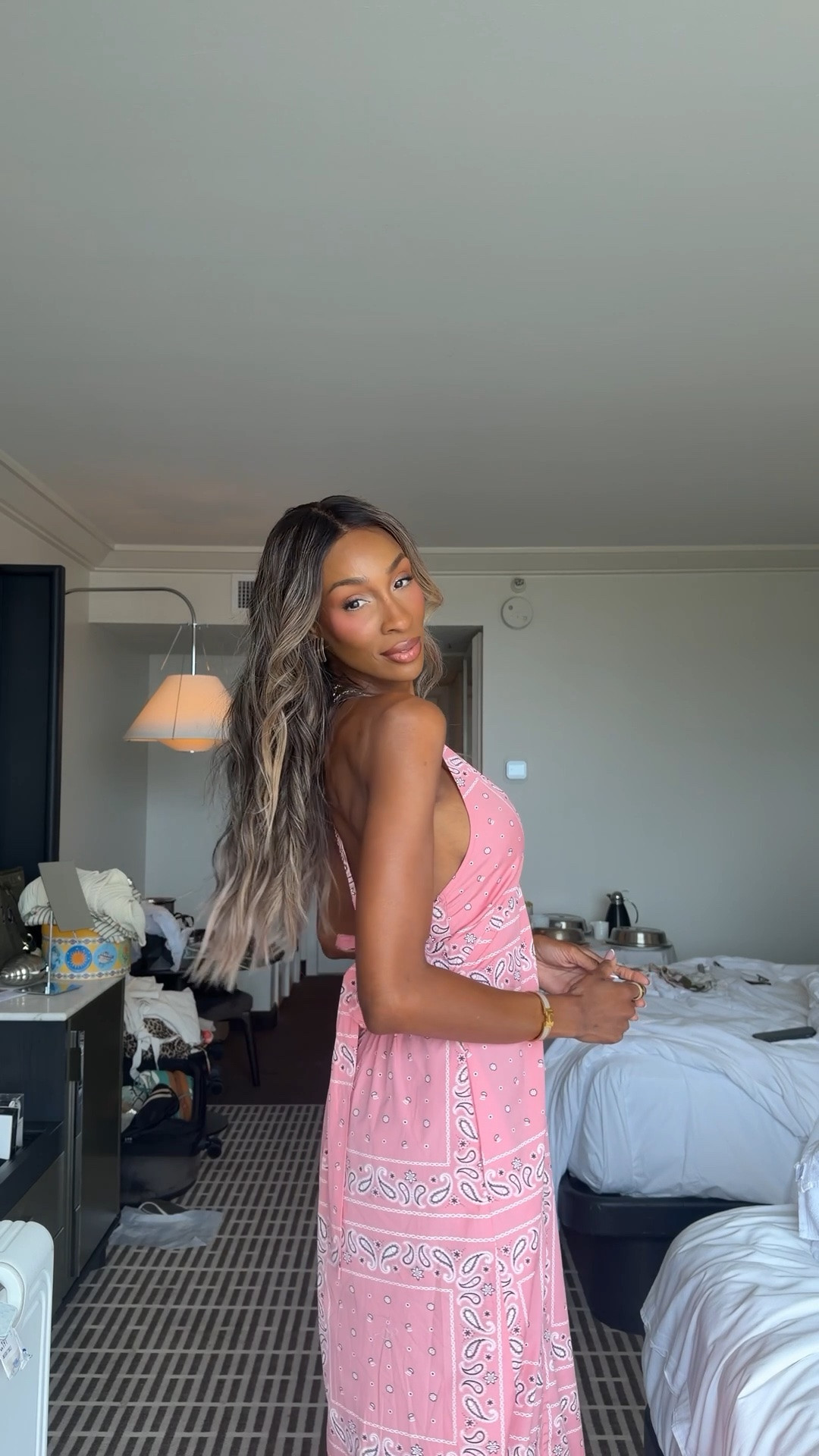 Day 2 with Shopbop ✨ Wearing this gorgeous Madewell x Shopbop dress today and I’m obsessed. Heading to check out the pop-up store and then off to lunch with the Madewell team. 💛

And yes... don’t mind the messy room 😂

#LTKdayinmylife #LTKgrwm #LTKootd