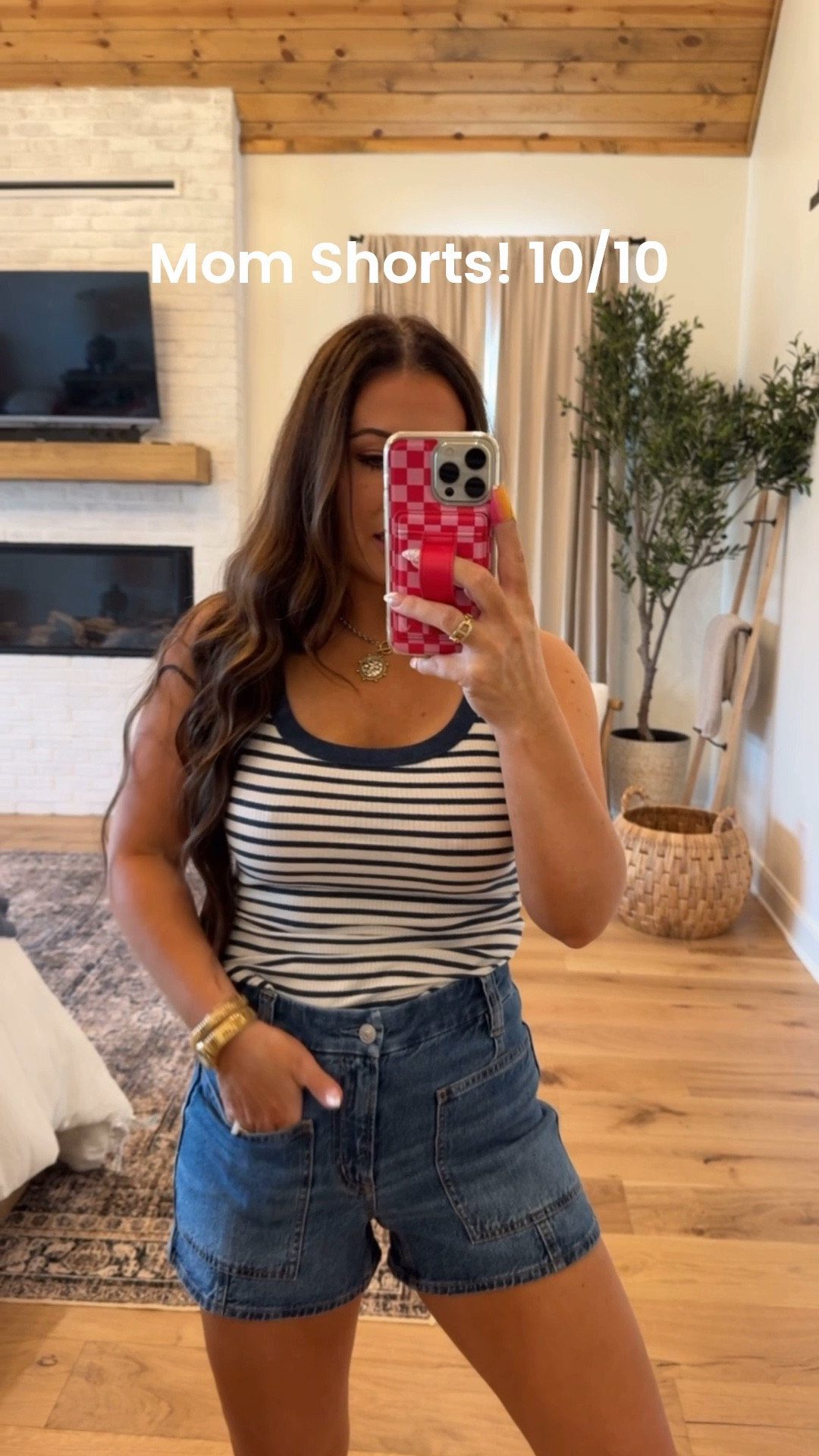 High-rise mom shorts + striped tank summer outfit 🤍

The most flattering denim shorts — comfy, hold you in, and mom-approved. I’m wearing a size 4.

Everything linked here

#LTKootd #LTKSaleAlert #LTKgrwm