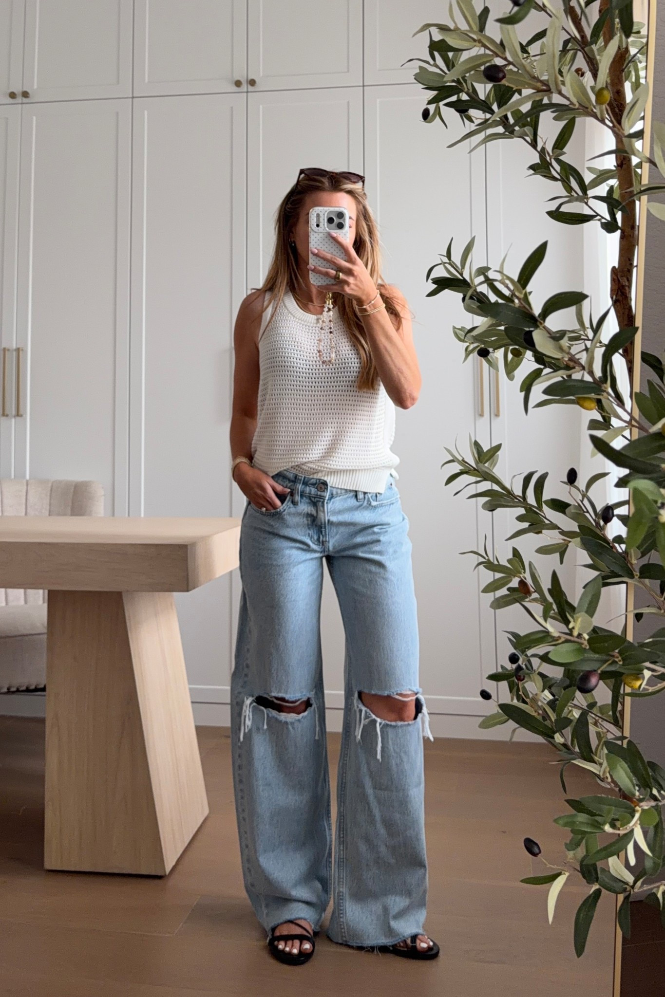 tank: small // bralette: xs // jeans: 24 regular length (code SPRINGAF right now)